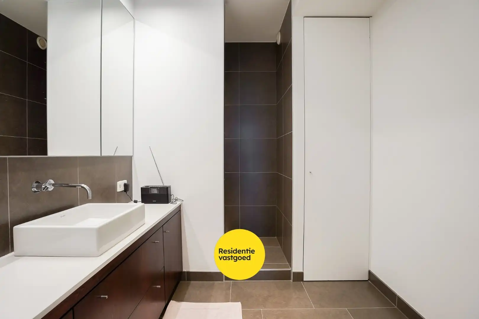 Exclusief wonen aan het Koningin Astridpark – stijlvol appartement met uitzonderlijk terras foto 19