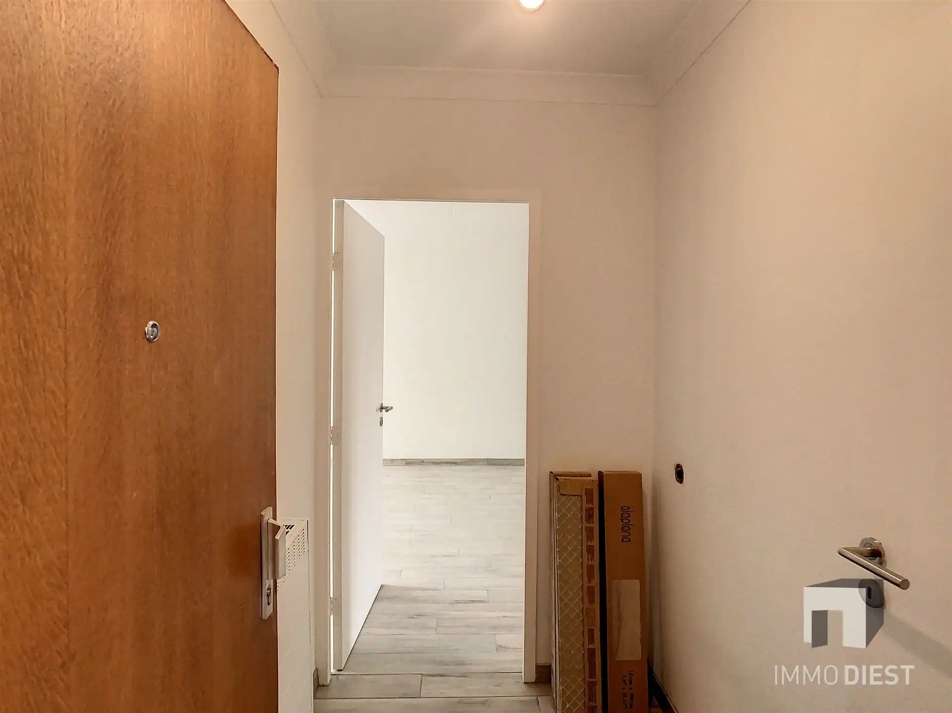 Gerenoveerd appartement met twee slaapkamers in het hartje van Hulst (Tessenderlo) foto 4