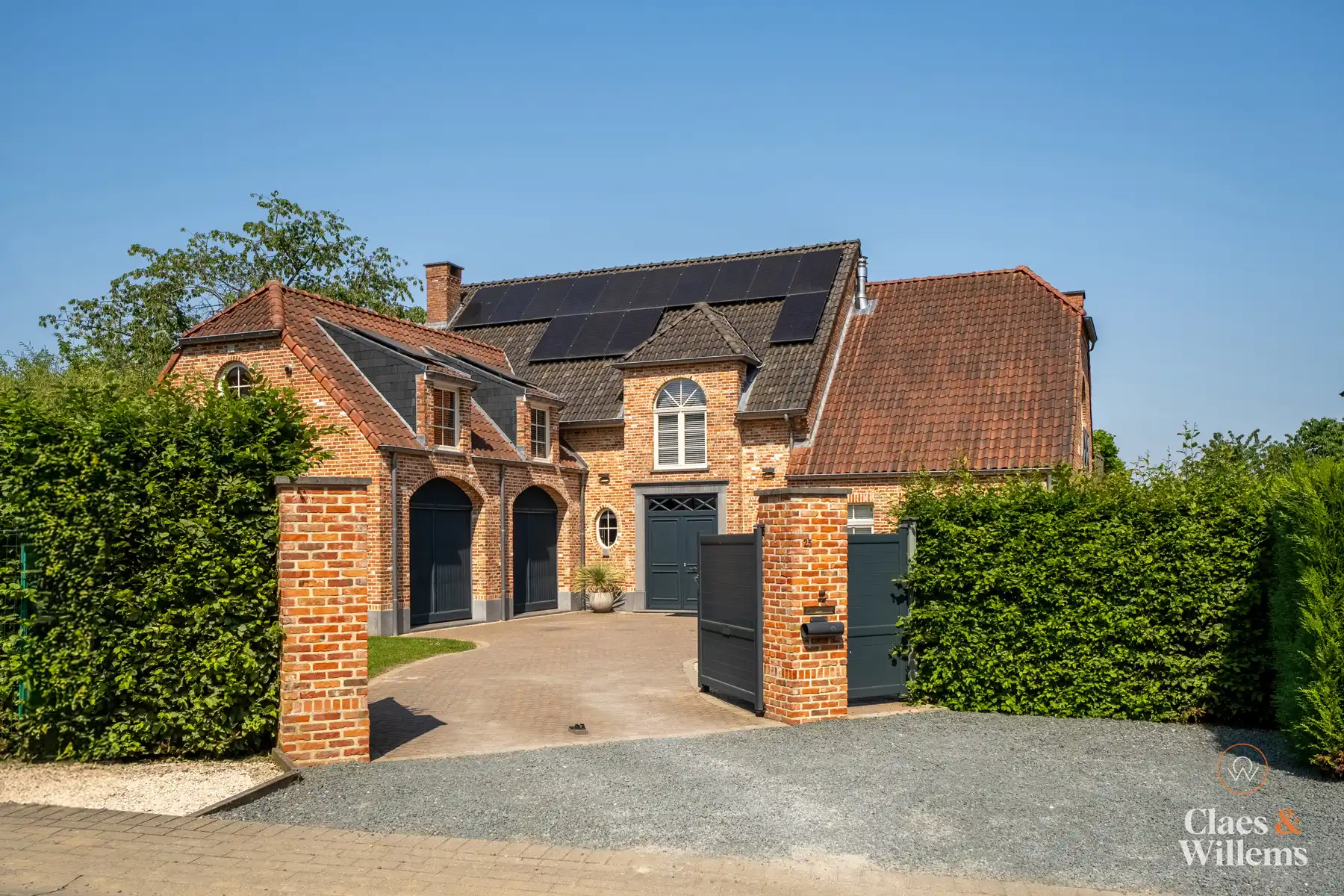 Ruime villa te koop in Dilbeek vrij beroep/ kangoeroewonen foto 29