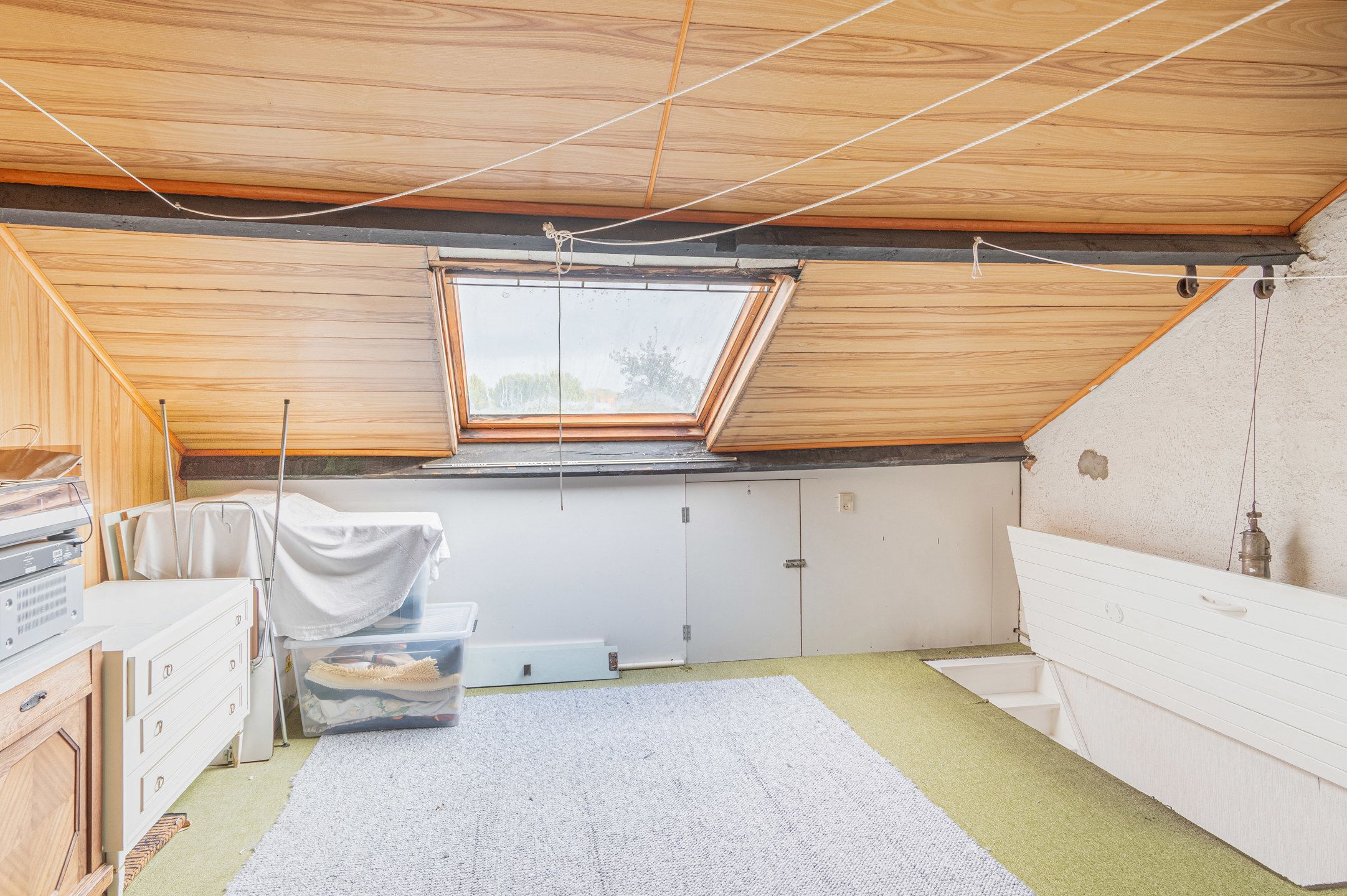 Gezellige woning met grote tuin en garage op toplocatie  foto 14