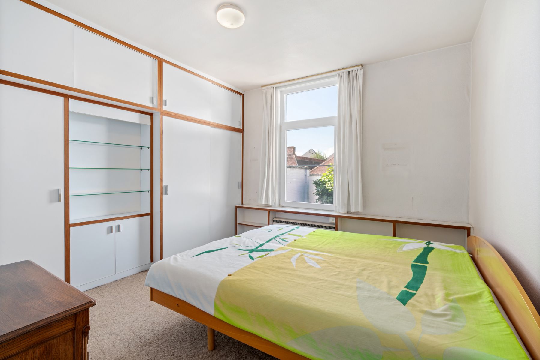 Karaktervolle ruime woning  met bijgebouw/atelier en stadstuin in het centrum foto 13