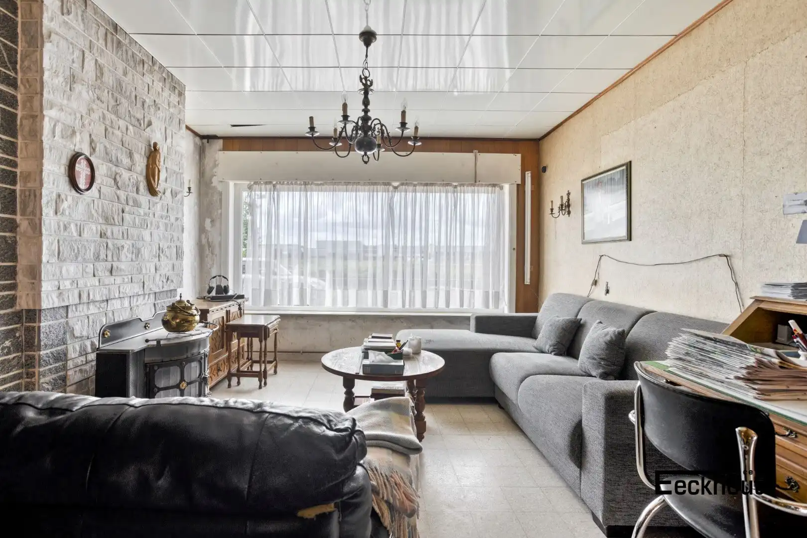 Ruime te renoveren woning met achterliggende atelier/garage en open zicht op kanaal Oostende - Brugge foto 5