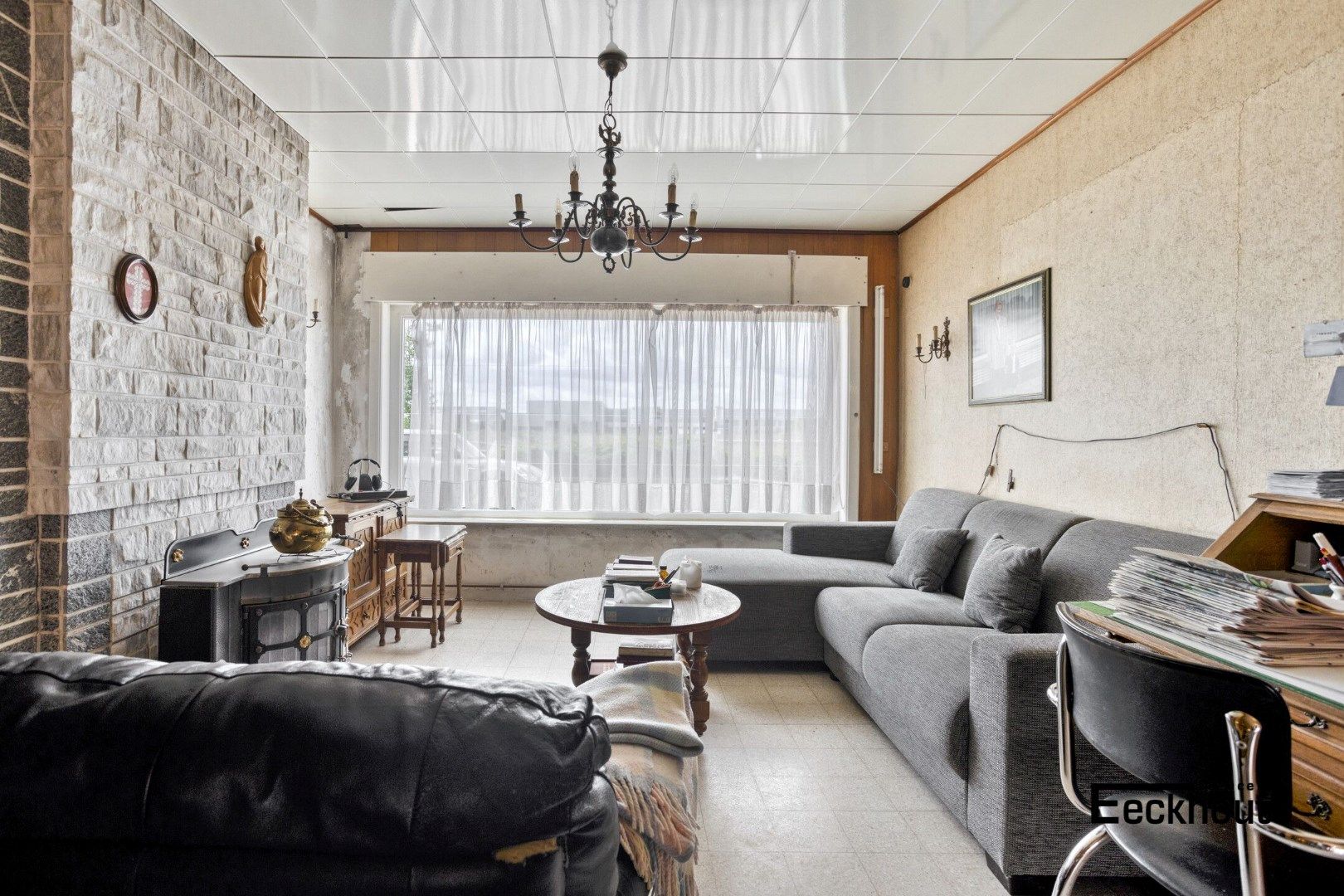 Ruime te renoveren woning met achterliggende atelier/garage en open zicht op kanaal Oostende - Brugge foto 5