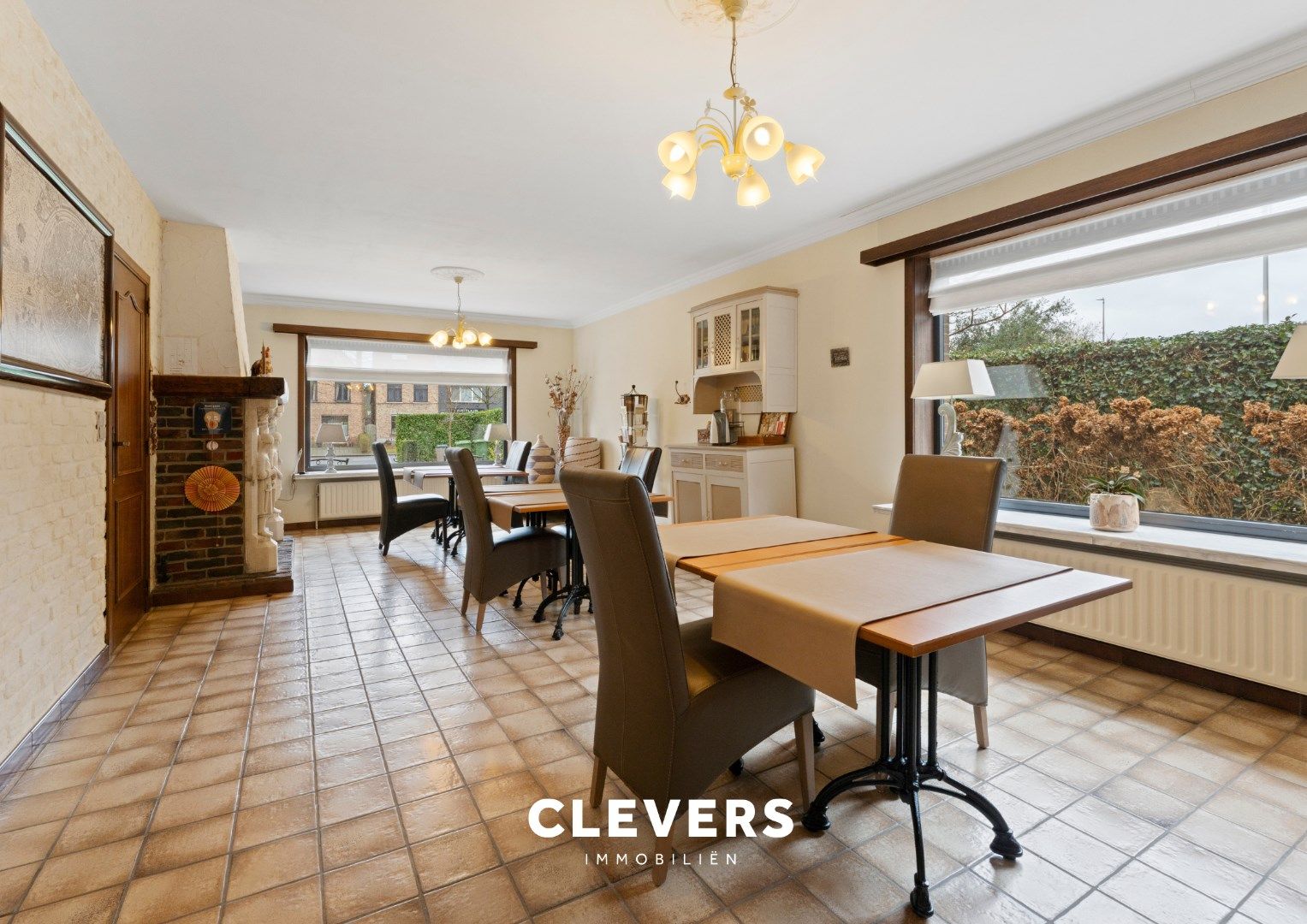 Karaktervolle, energiezuinig (label C) villa met tal van mogelijkheden op toplocatie nabij Brugge foto 3