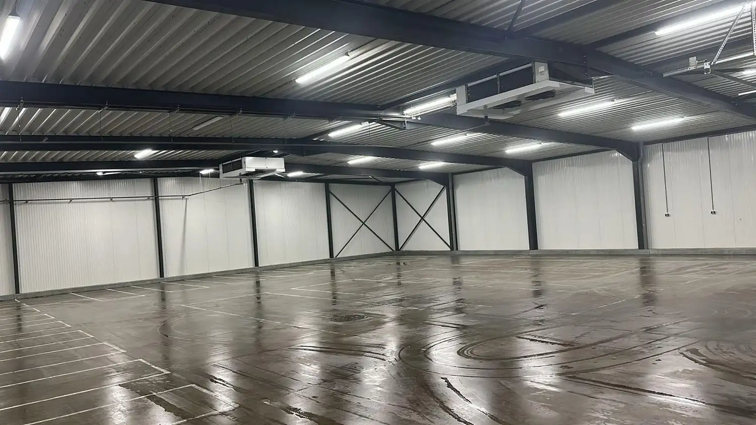 Logistiek bedrijfscomplex foto 15
