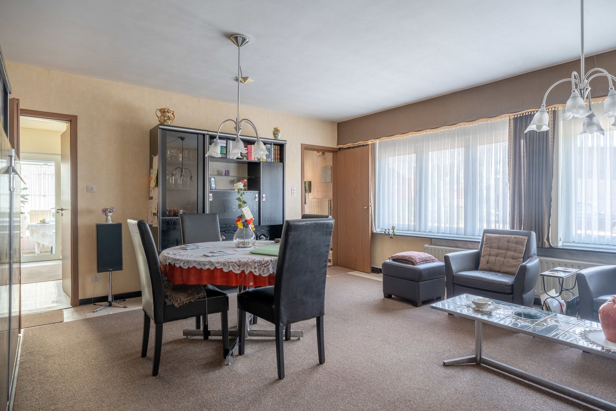 Zeer rustig gelegen woning met 3 slaapkamers en garage foto 4