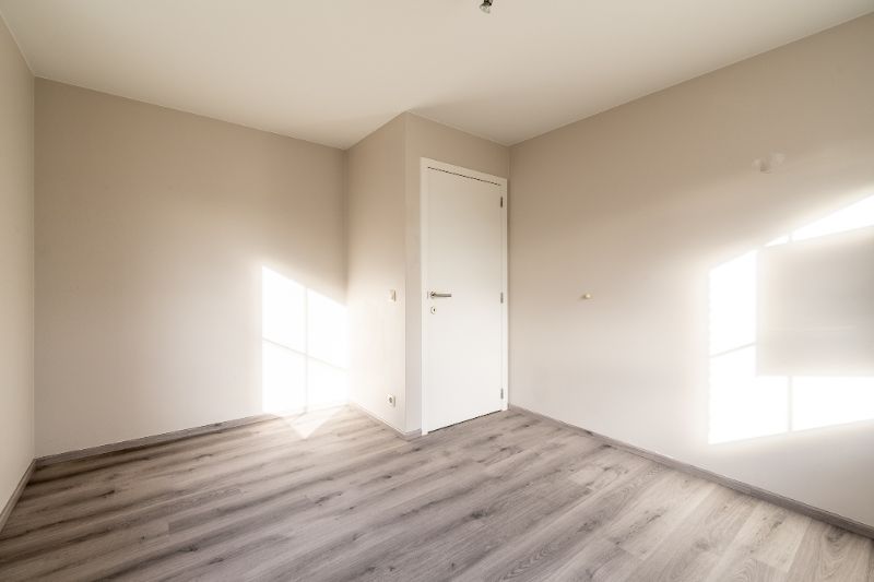 Halfopen woning met 4 slaapkamers en tuin nabij station Ingelmunster foto 9