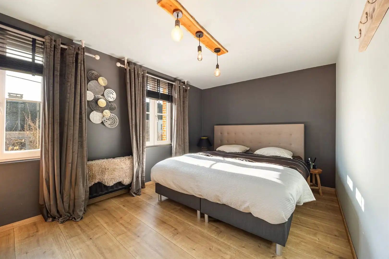 Een thuis vol sfeer met 5 slpks en een mooie tuin! foto 16