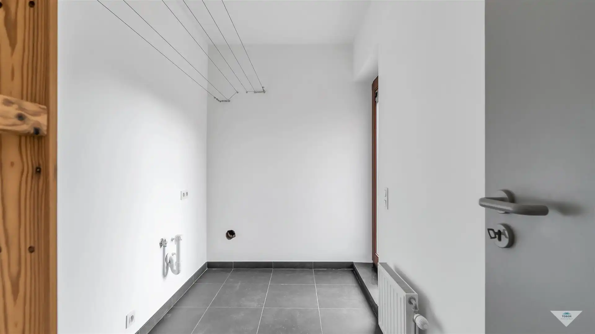 Instapklaar duplexappartement met garagebox op toplocatie! foto 11