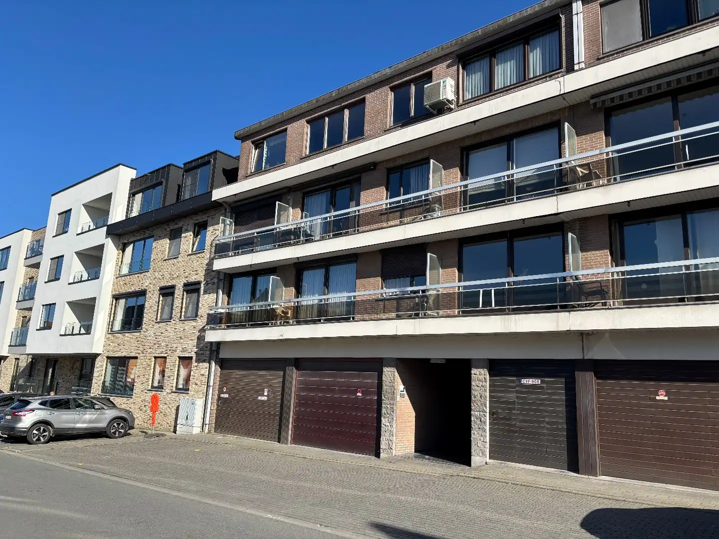 Gerenoveerd 2-slaapkamerappartement in het centrum! foto 15