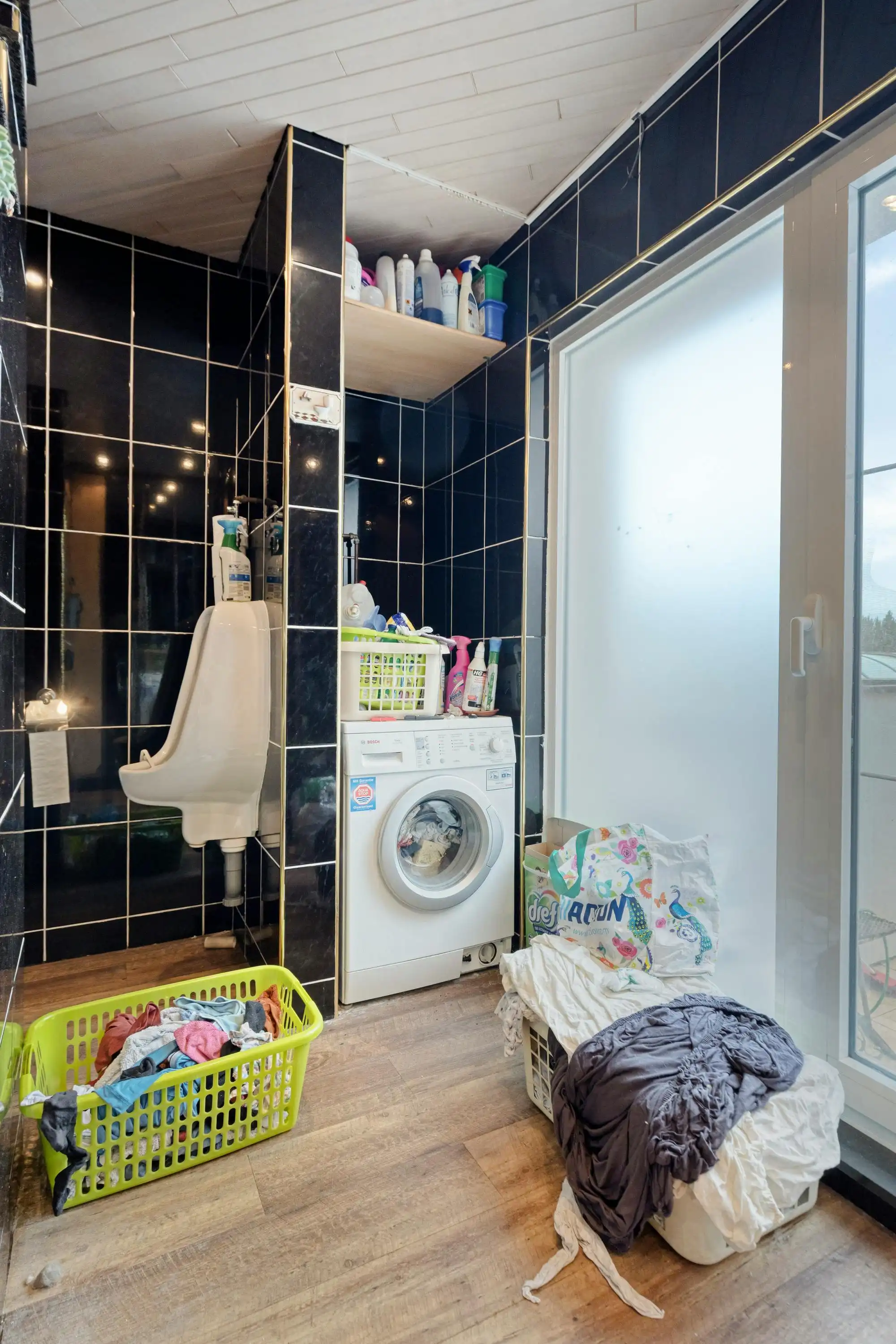 Te renoveren huis (175m²) in Deurne met terras  foto 13