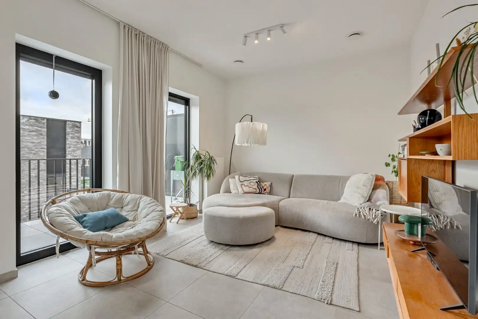 Lichtrijk BEN-appartement, 1 slpk, met ruim terras op toplocatie! foto 3