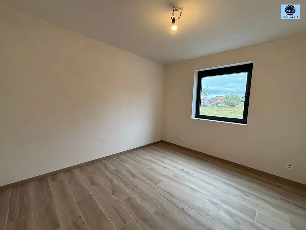 NIEUWBOUWWONING MET 4 SLAAPKAMERS, GARAGE EN TUIN  foto 8