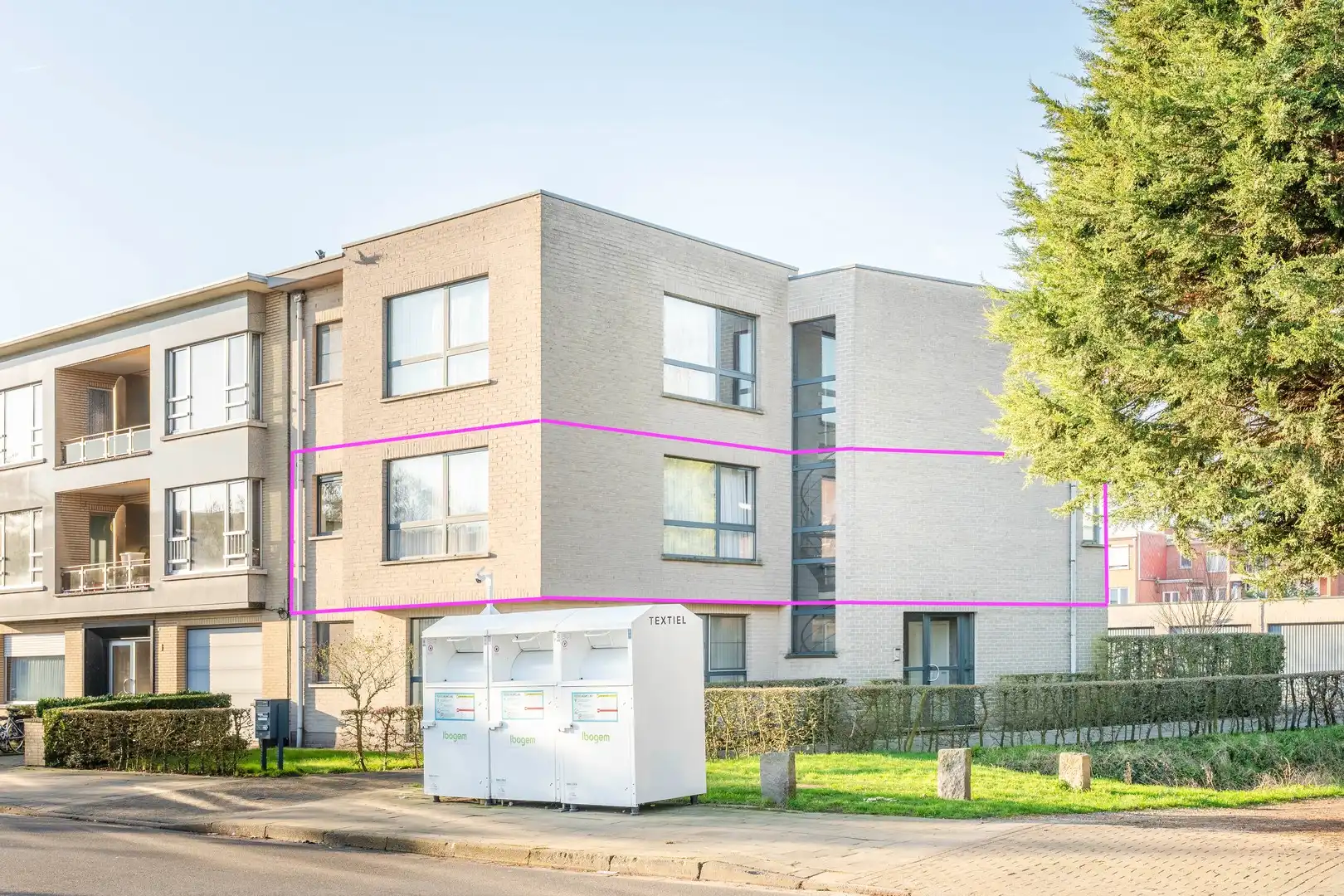 Centraal en rustig gelegen appartement met garage foto 19