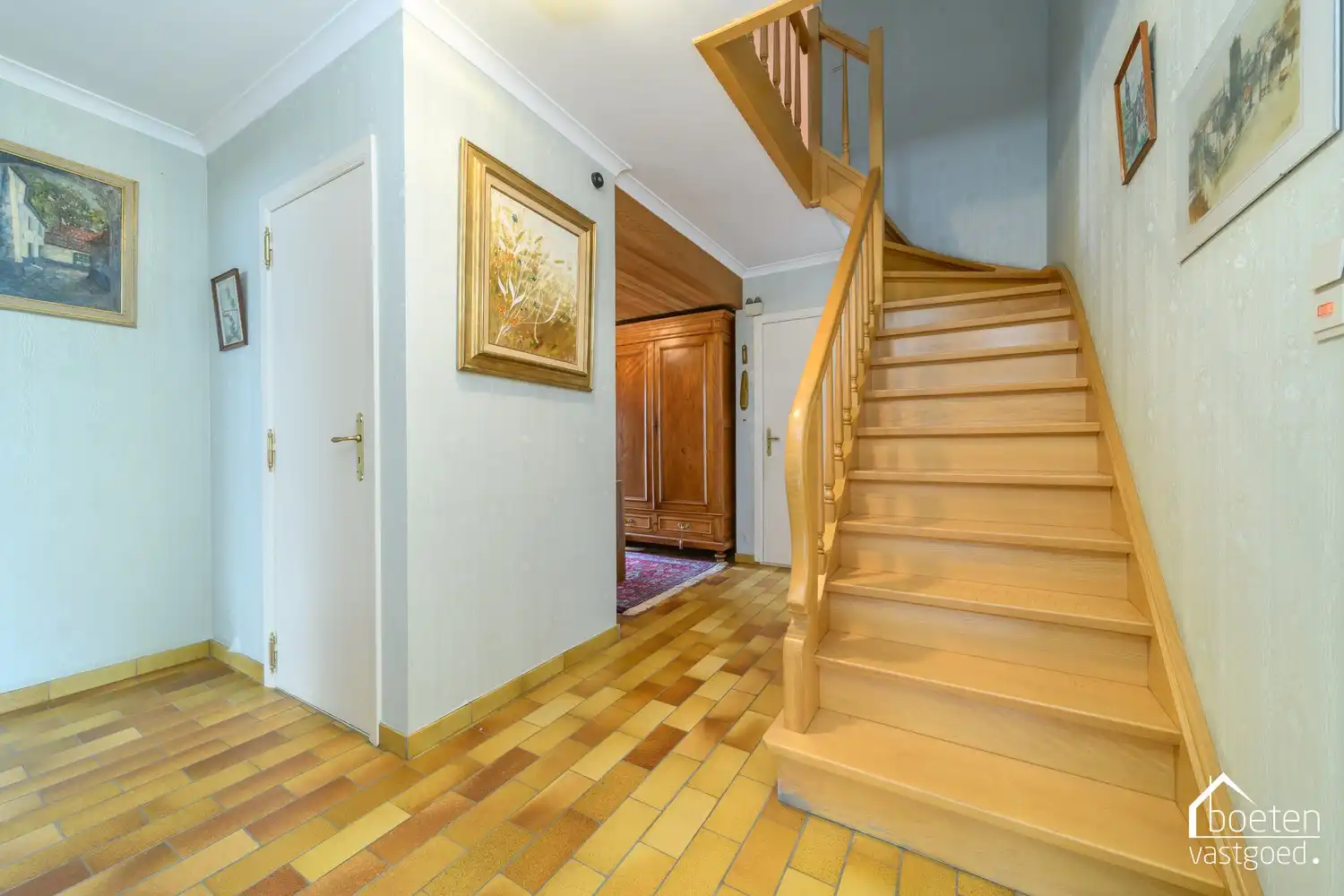 Veurne: Open bebouwing met 3 slaapkamers (waarvan 1 gelijkvloers, alsook de badkamer), garage en onderhoudsvriendelijke tuin op 438 m² grondoppervlakte. foto 11