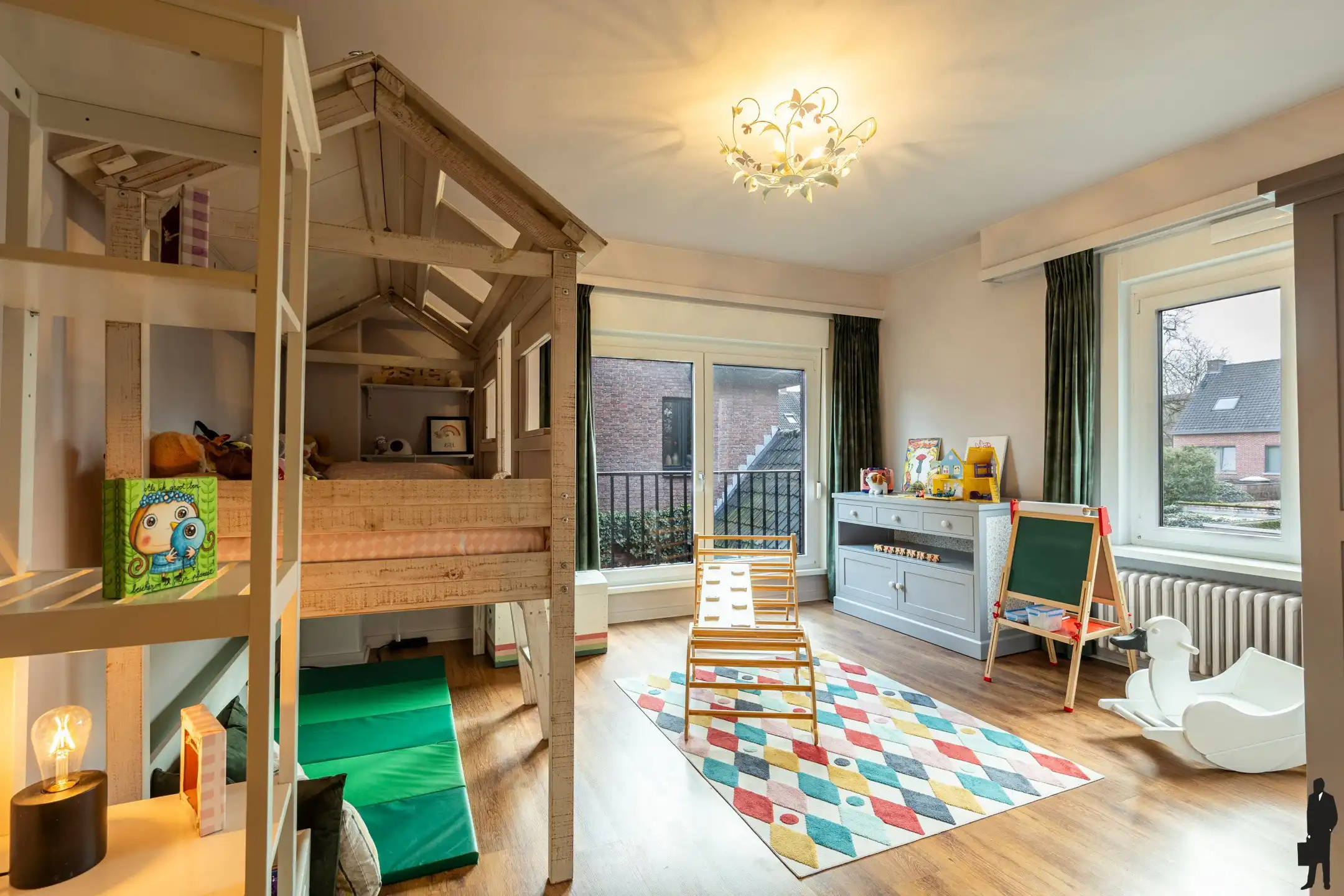 Instapklare gezinswoning met 5 slpks en ZW-tuin foto 13