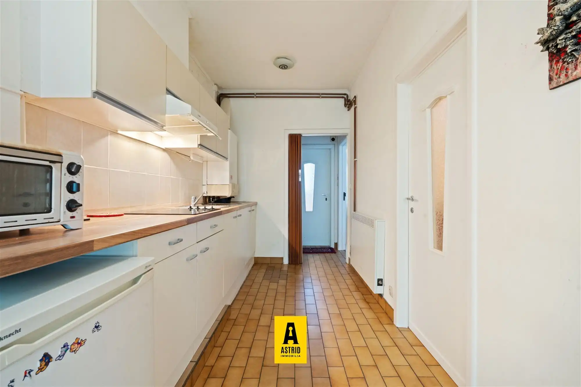  Ruime rijwoning met 5 slaapkamers en tweewoonst-indeling op topligging in Bredene foto 12