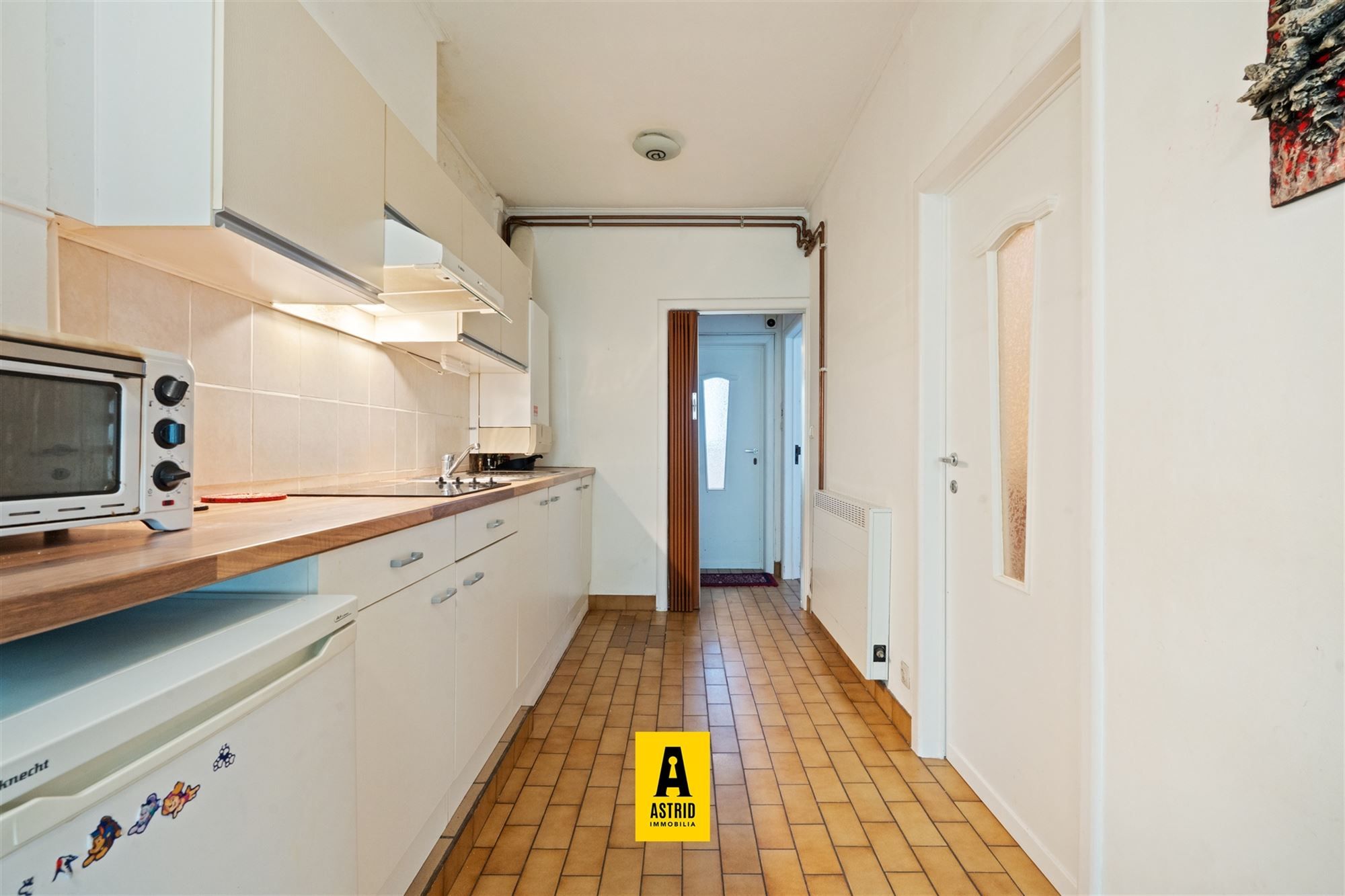  Ruime rijwoning met 5 slaapkamers en tweewoonst-indeling op topligging in Bredene foto 12