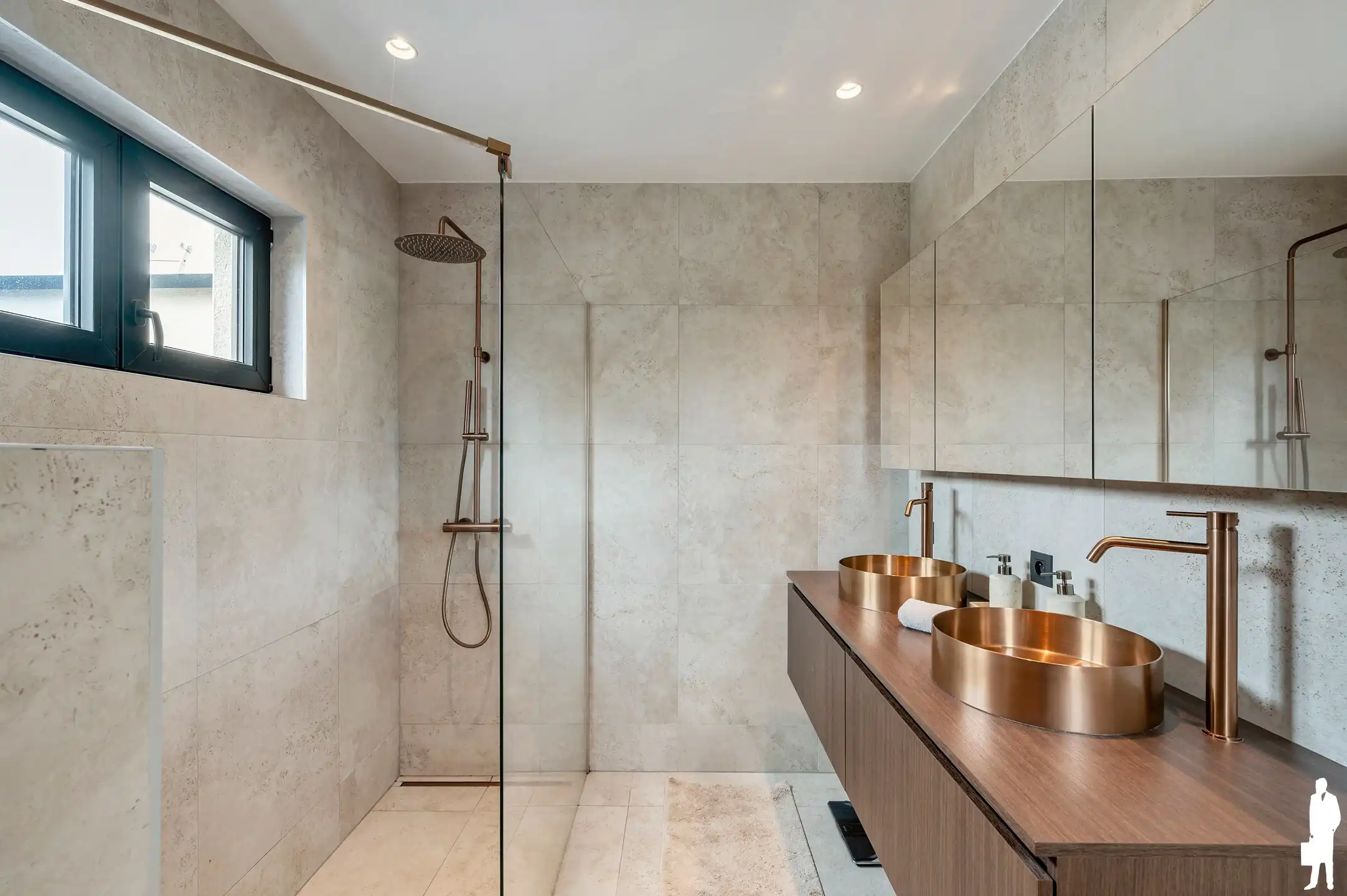Volledig gerenoveerde woning in doodlopende straat met aangelegde tuin nabij centrum Berlaar. foto 16