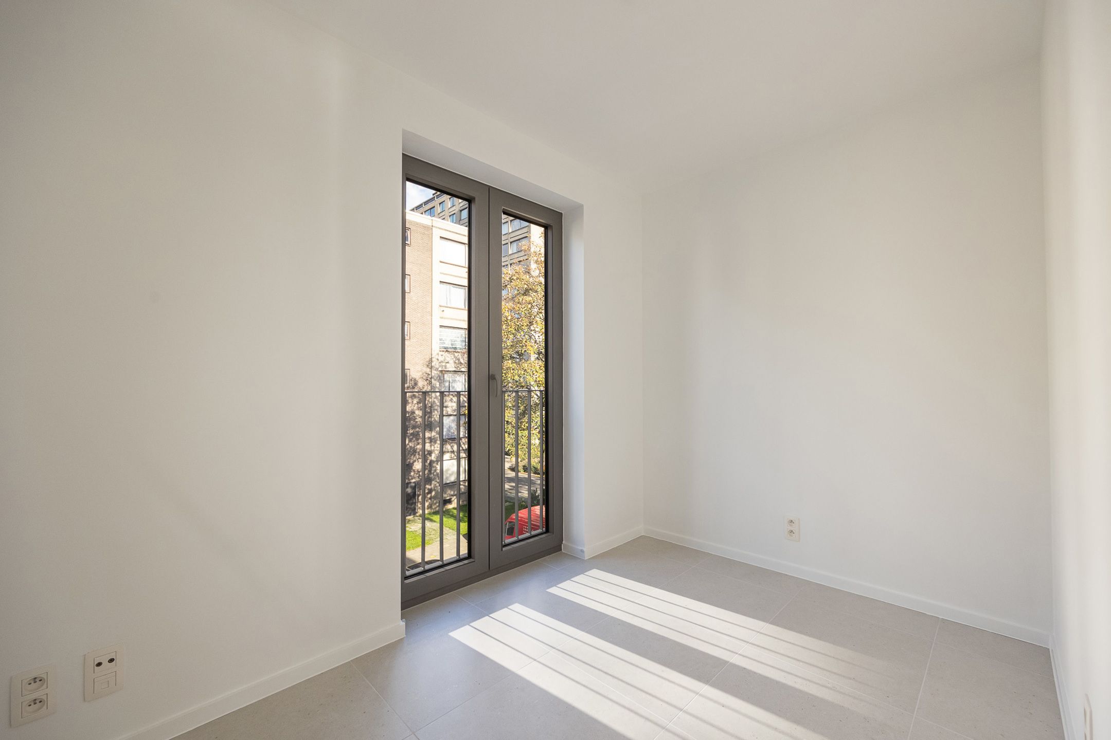 Modern en lichtrijk nieuwbouwappartement met 2 slaapkamers foto 15