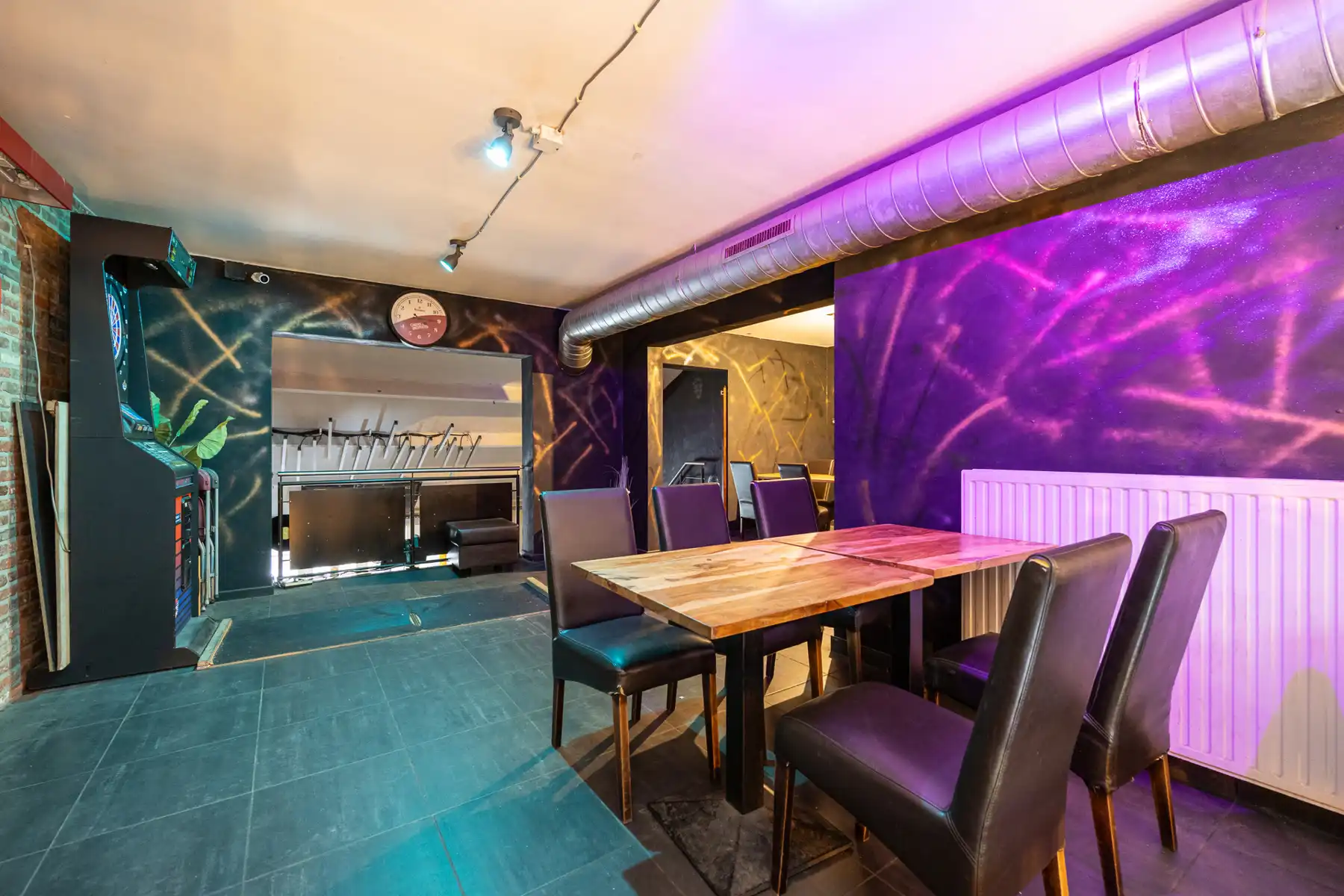 Café Saloed – Instapklaar horecapand met groot terras en ruime bovenverdiepingen foto 15