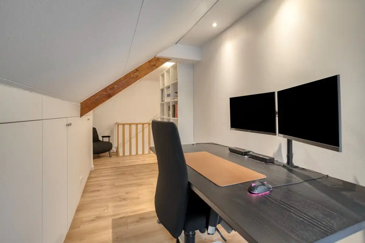 Gerenoveerde halfopen bebouwing met 4 slaapkamers, bureau en tuin in centrum Brasschaat foto 19
