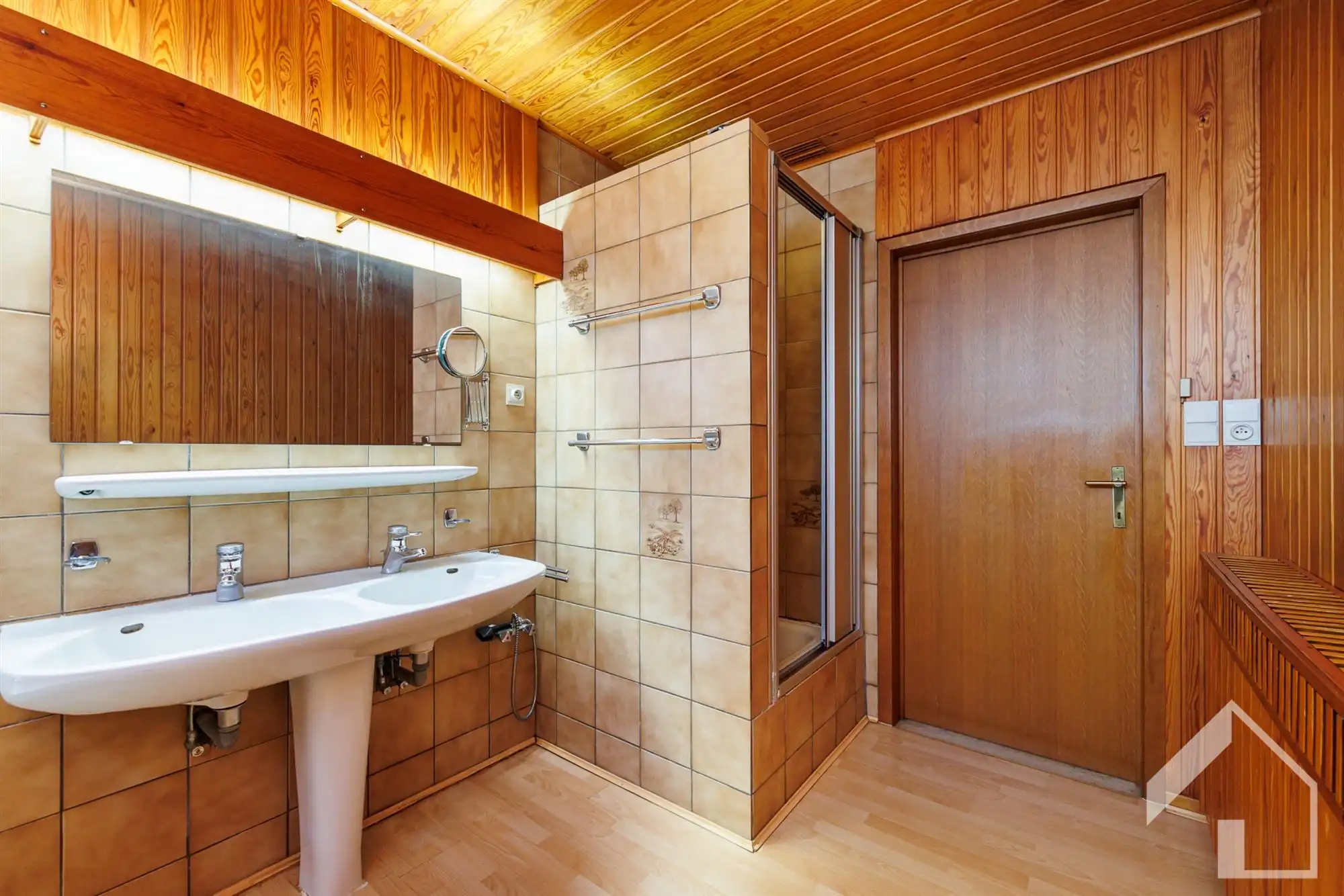 Open bebouwing in een rustige wijk! foto 21