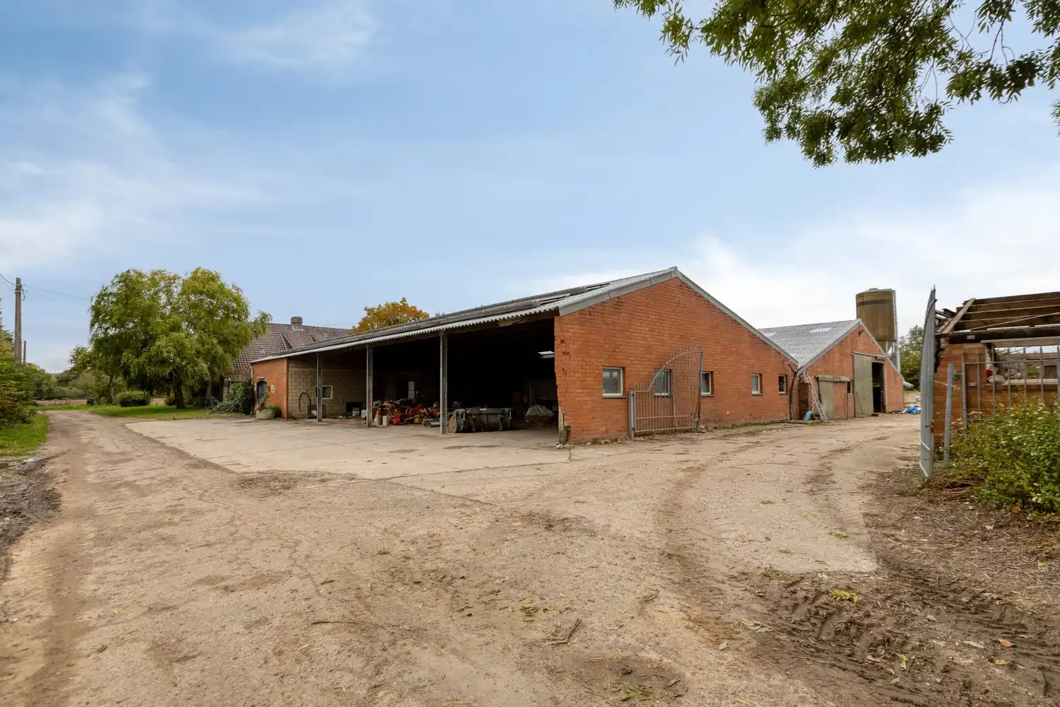 Prachtige boerderij op 1,4 hectare grond in Rekem/Lanaken foto 15