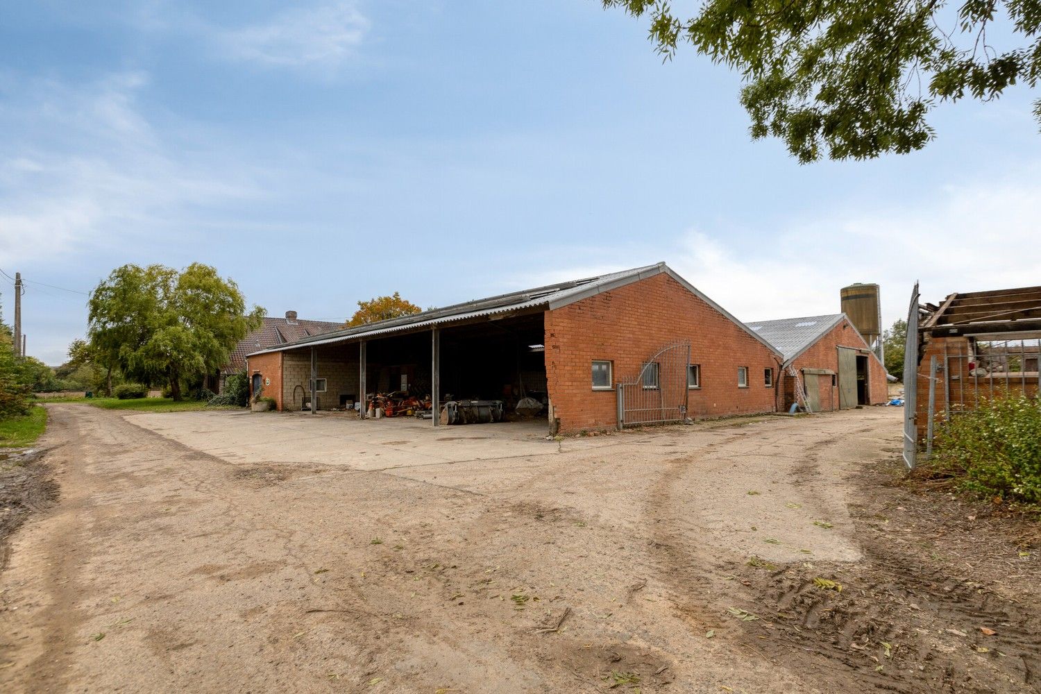 Prachtige boerderij op 1,4 hectare grond in Rekem/Lanaken foto 15
