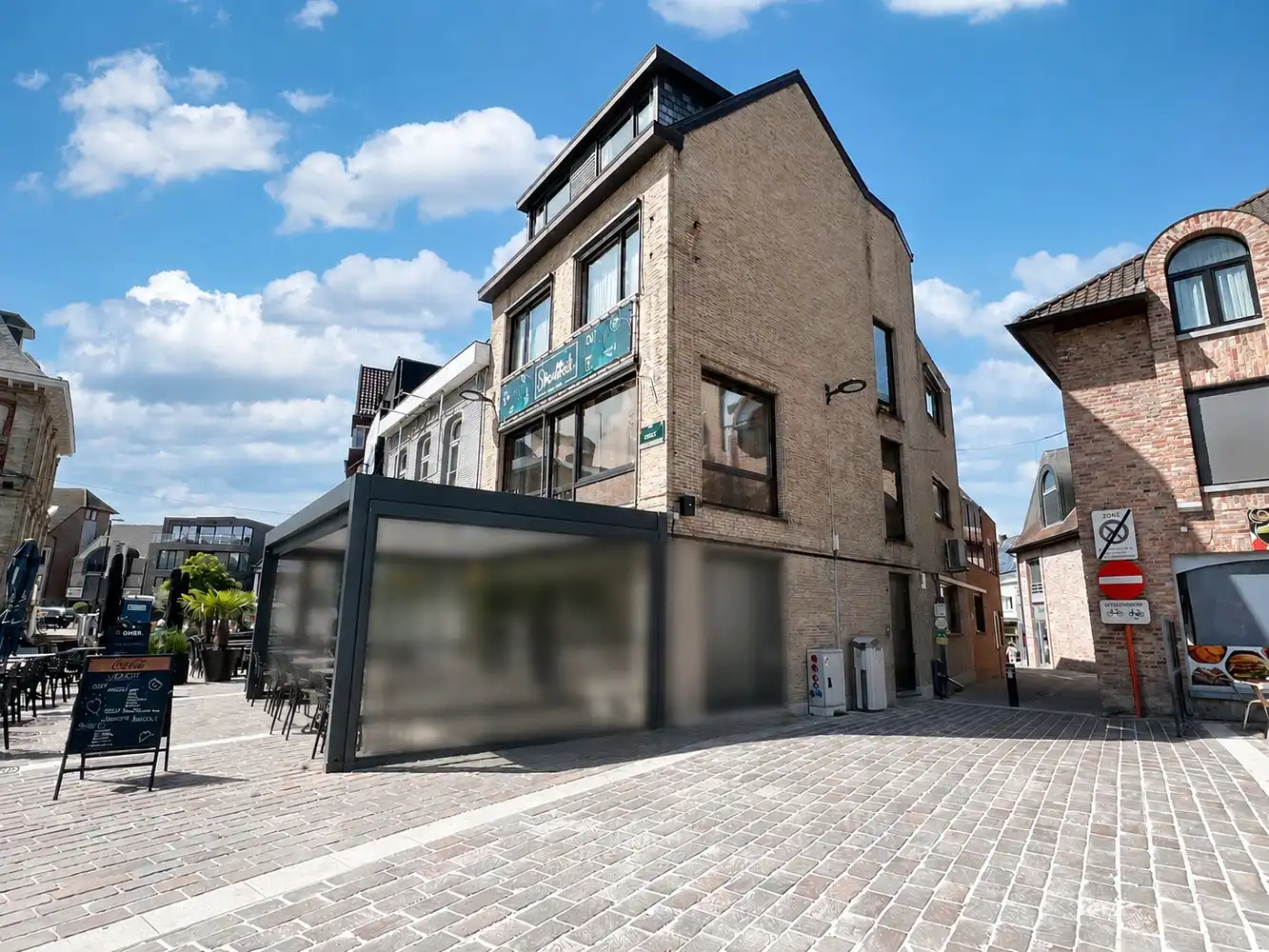 Heel ruim appartement (4 slpks.) + terras in hartje Torhout foto 19