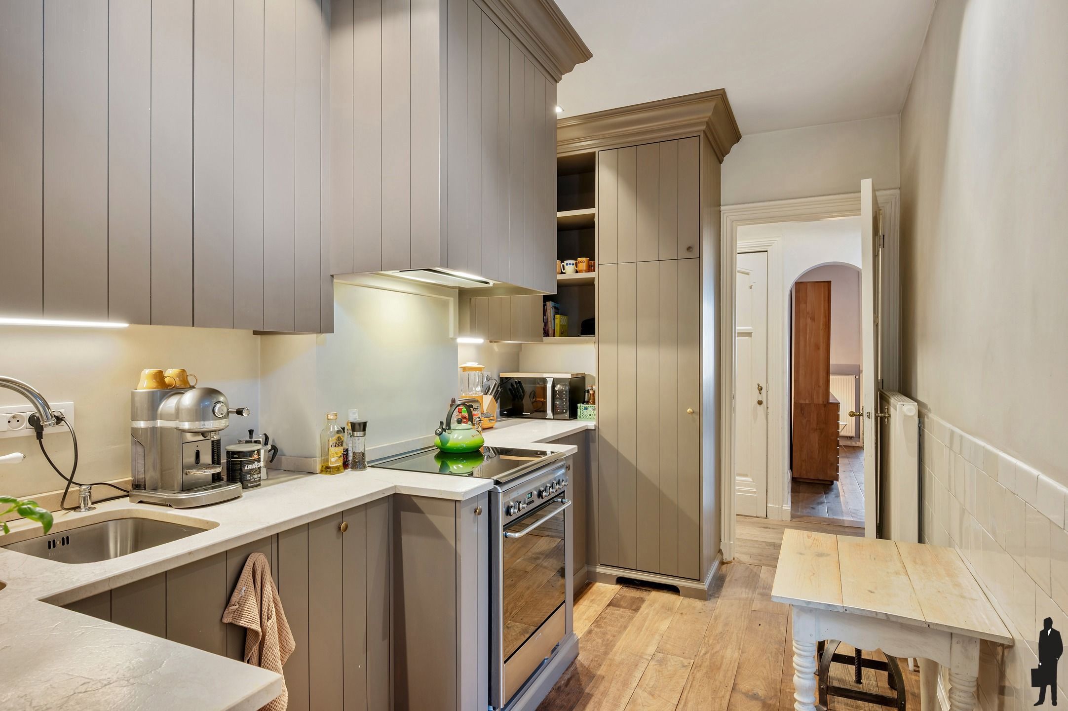 Luxueus gerenoveerd appartement met terras – wijk Cogels-Osylei, Antwerpen foto 12