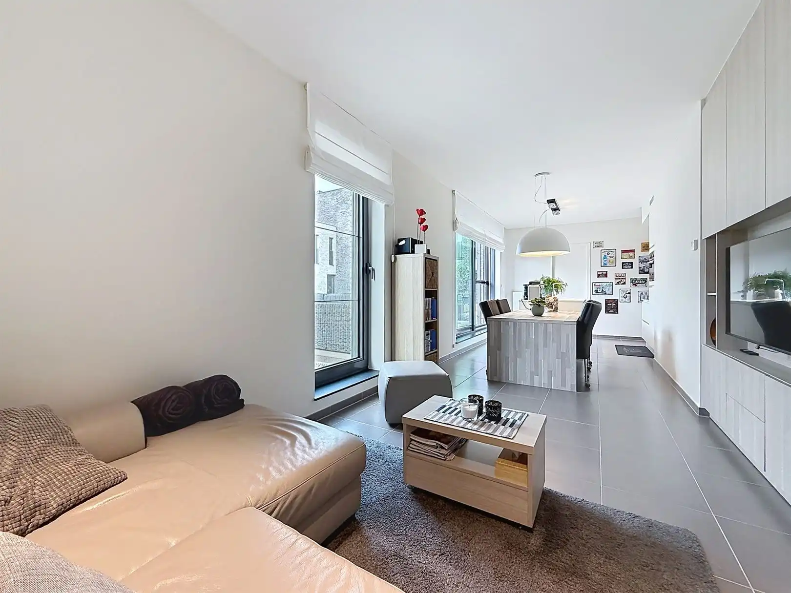 Instapklaar appartement 2de V, kelder en autostaanplaats foto 37