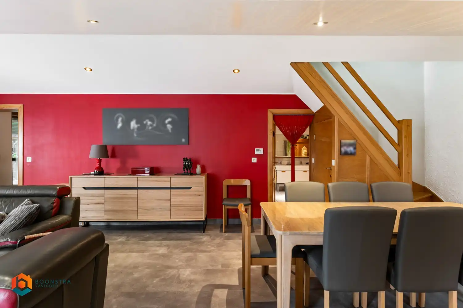 Ruime woning met 5 slpkrs te Blaasveld foto 4