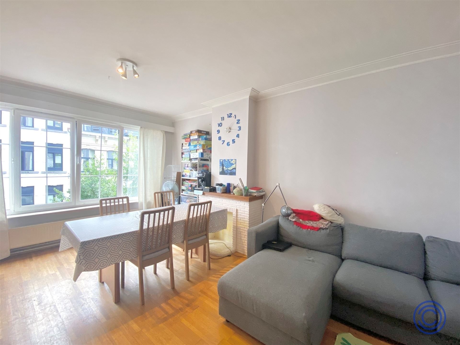 Lichtrijk 2 slpk-appartement op het Zuid! foto 2