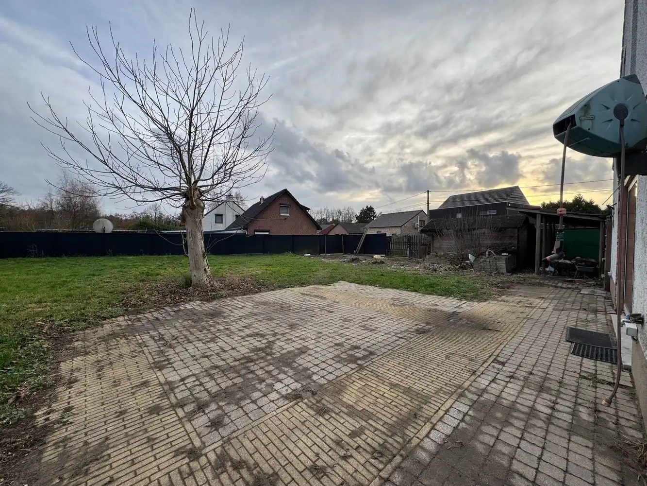 Te renoveren woning op een mooi perceel van 9a78ca foto 30