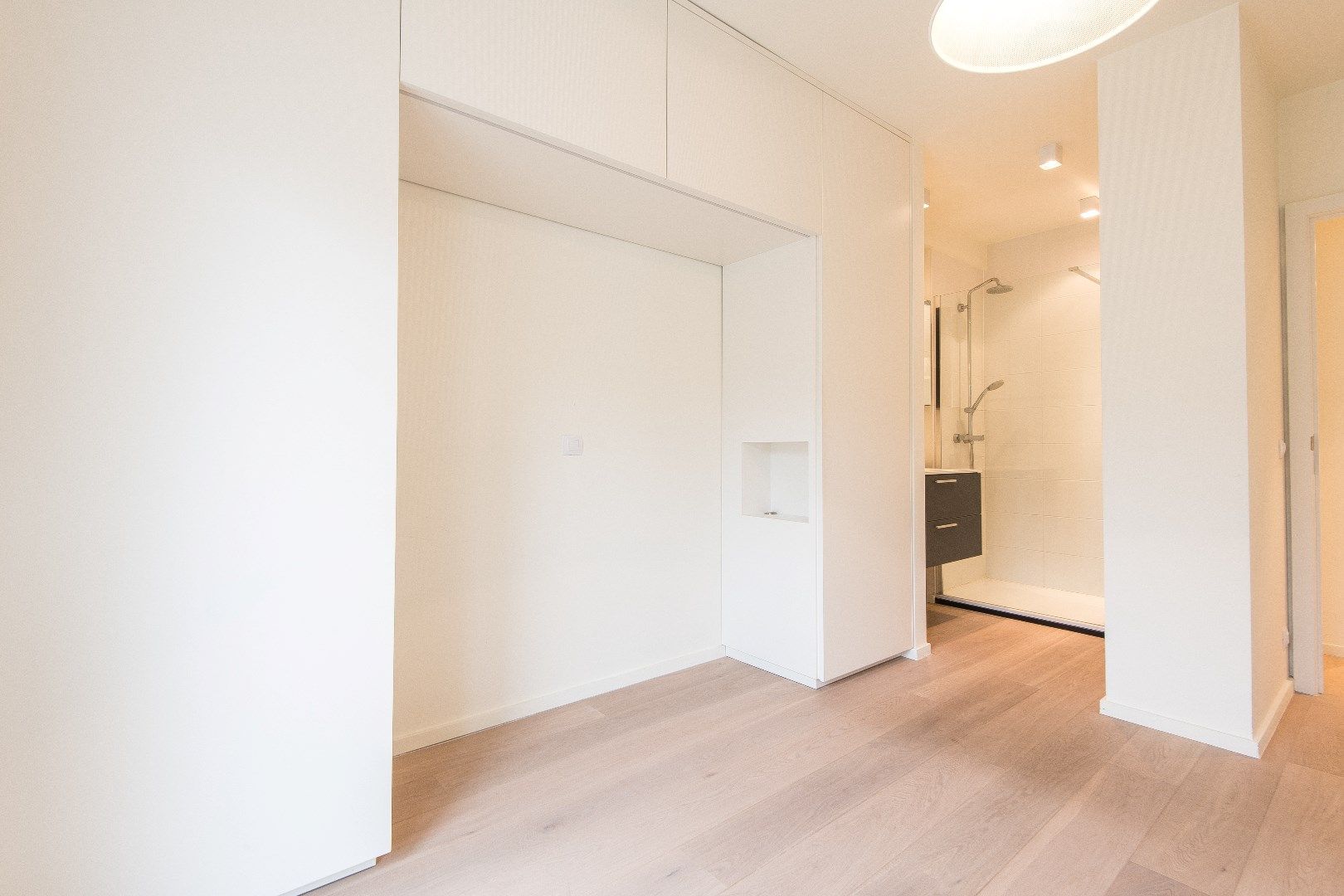 Instapklaar appartement gelegen aan de zuid-west kant van het Yzerpark foto 17