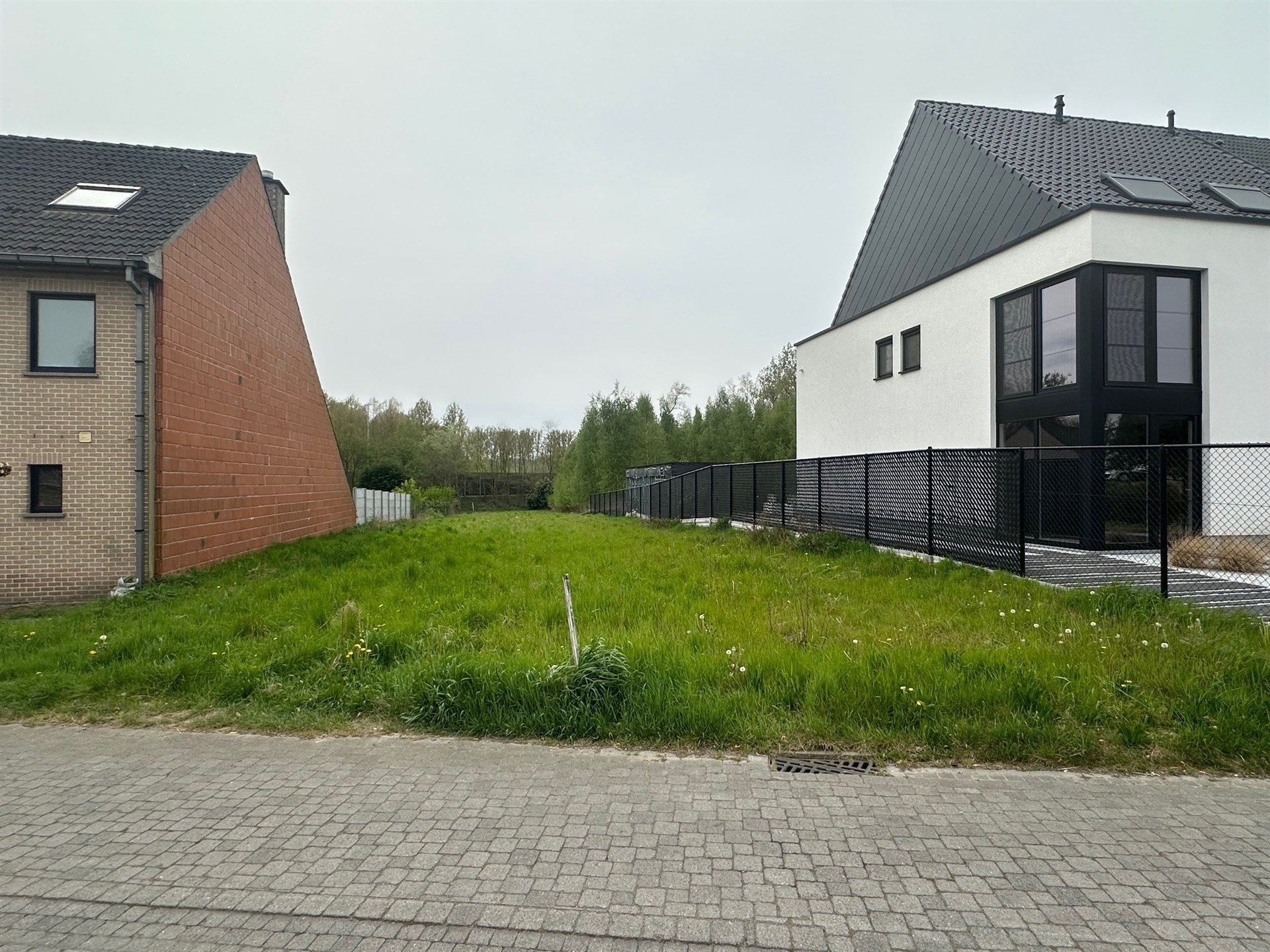 Bouwgrond voor halfopen bebouwing - 1734 m² foto 10