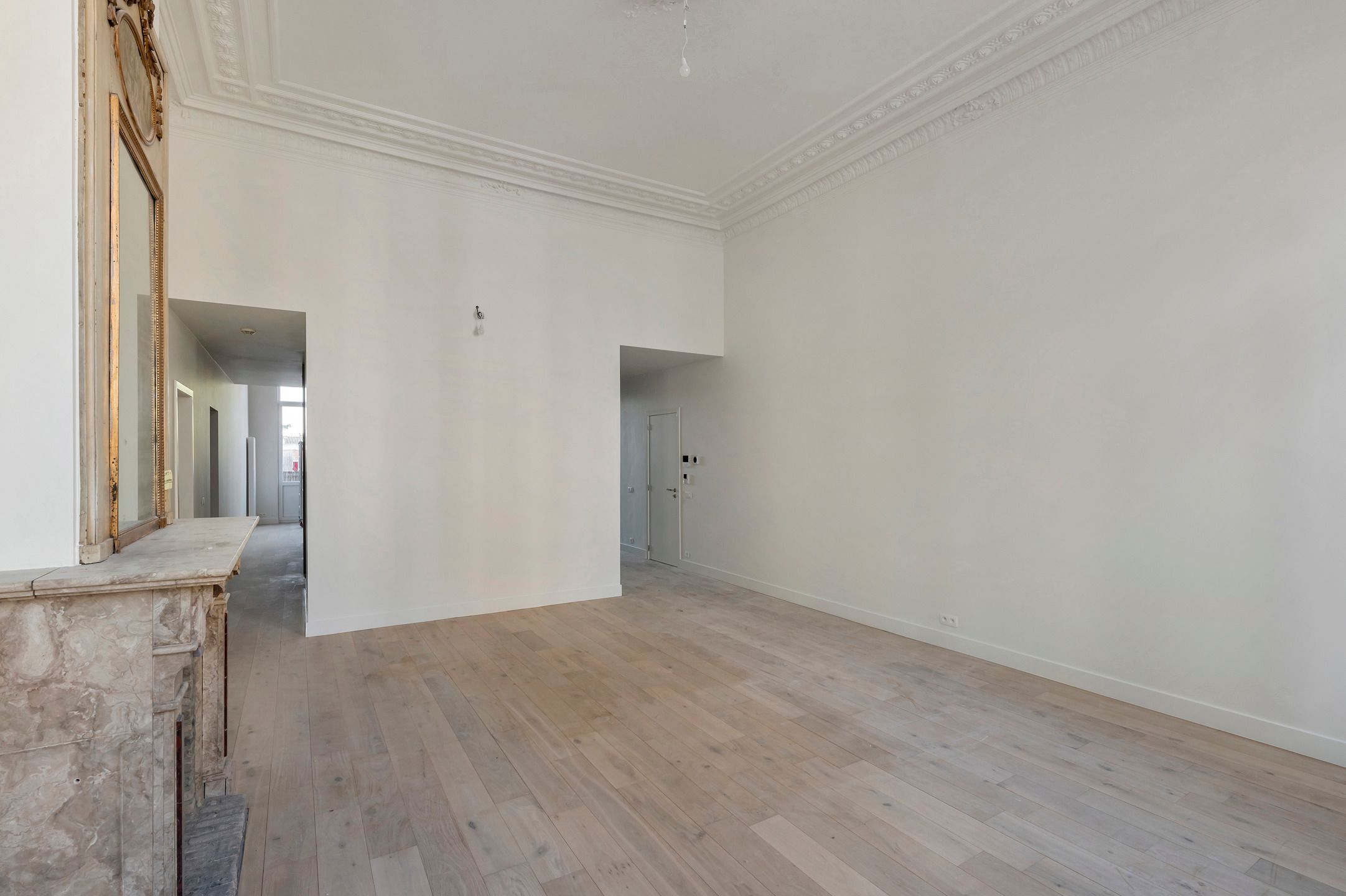 Appartement van 169m² in hart van de Turnhoutse winkelstraat foto 4