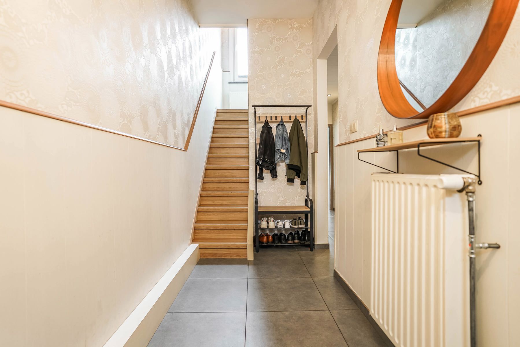 Perfect instapklare, volledig gerenoveerde woning met alle comfort te Kapelle-op-den-Bos foto 6