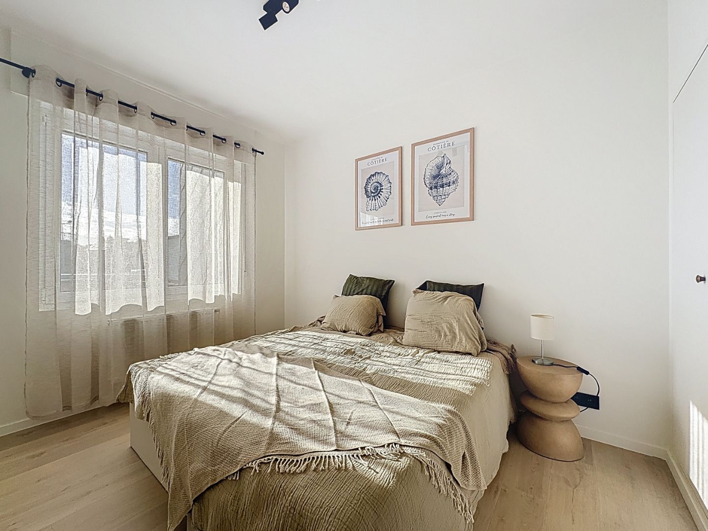 Gerenoveerd appartement nabij het strand. foto 6