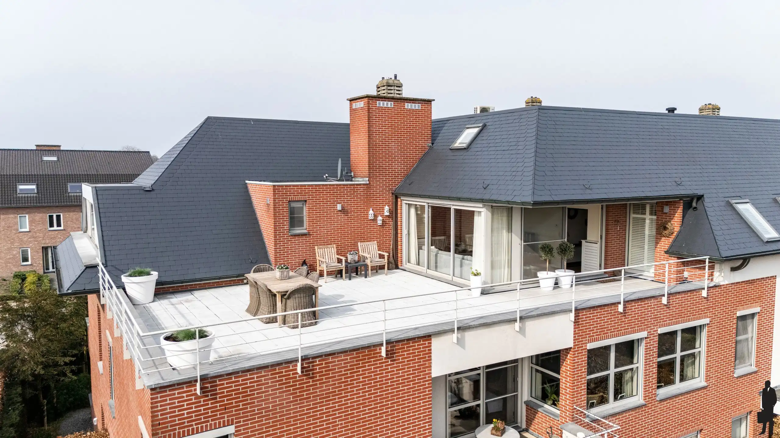 Ruim, lichtrijke penthouse met terras van ca. 55m² te Minderhout foto 26