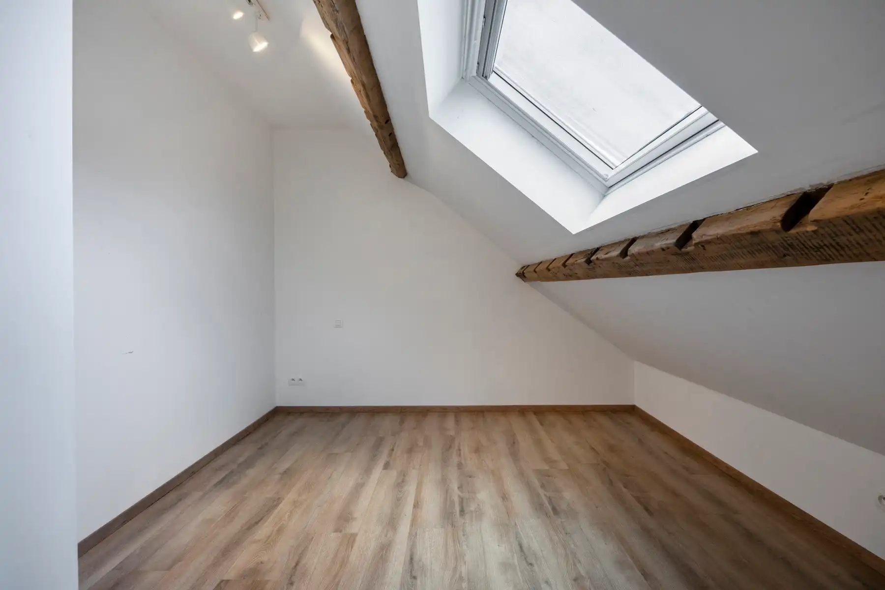 Energiezuinige open bebouwing met 4 slaapkamers op 818 m² foto 17