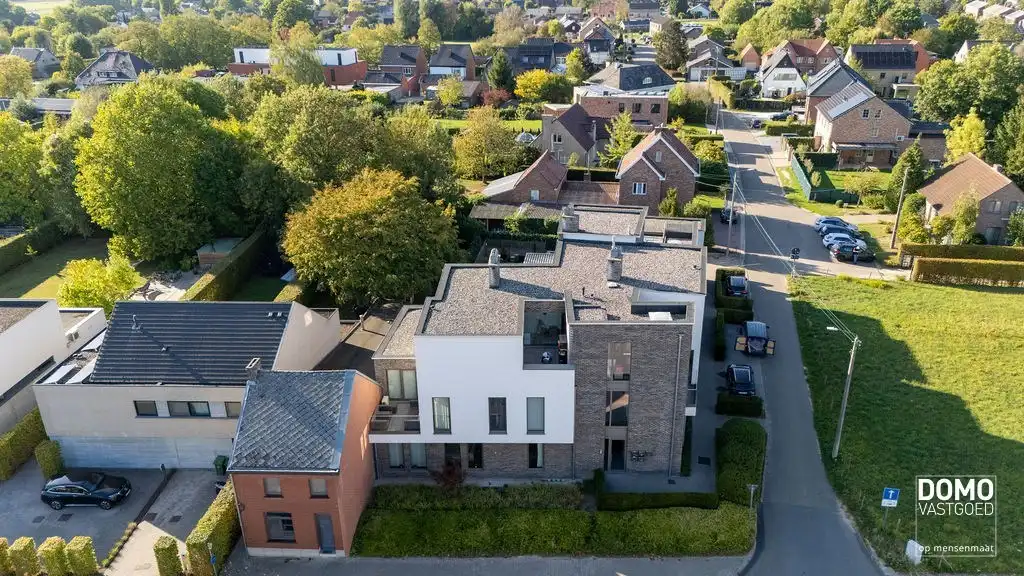 RUIM GELIJKVLOERS APPARTEMENT MET 2 SLAAPKAMERS, TERRAS EN PARKEERGELEGENHEID TE HASSELT (SINT-LAMBRECHTS-HERK) foto 18