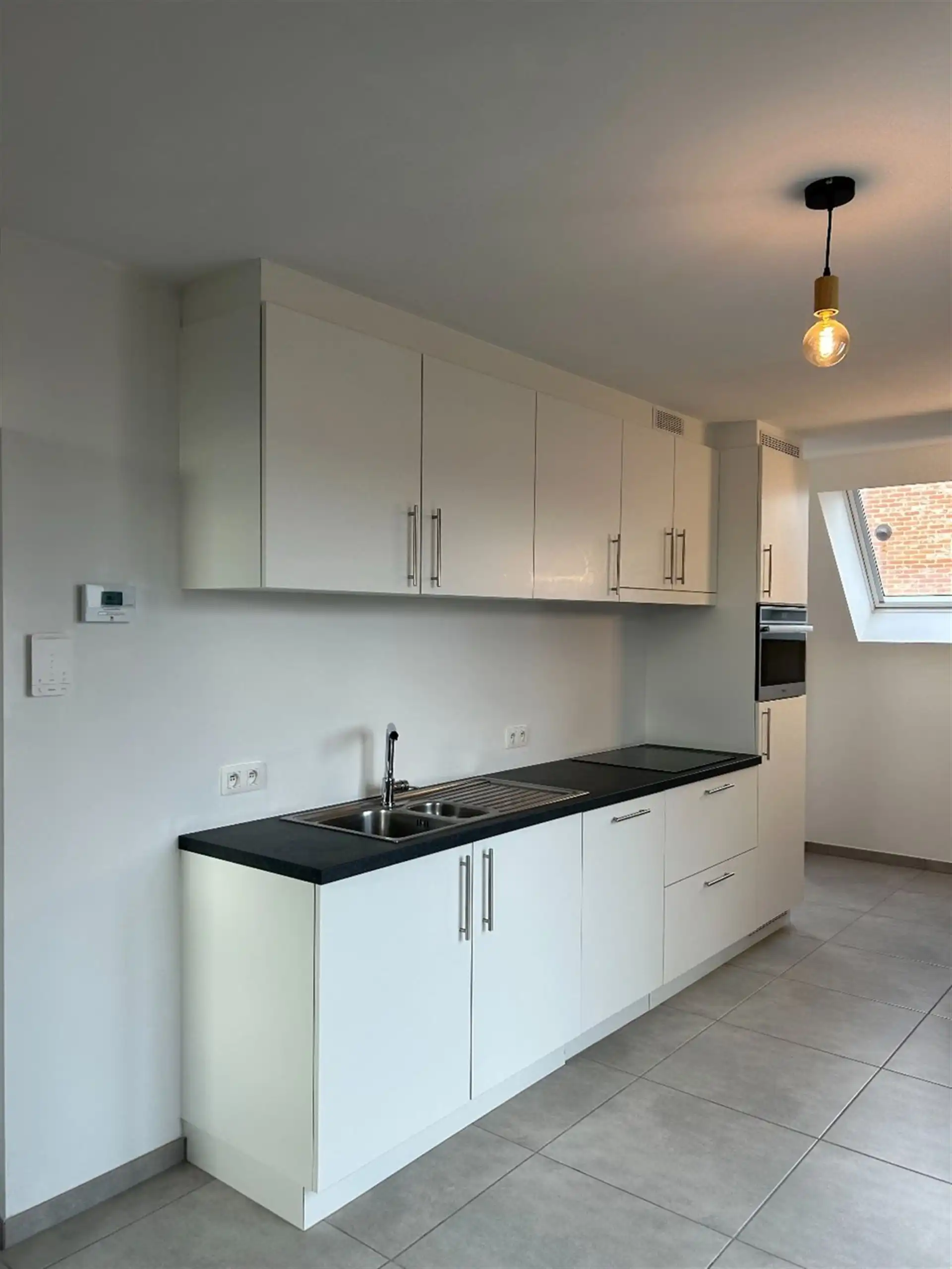 Instapklaar duplexappartement met 1 slpk en autostaanplaats! foto 4