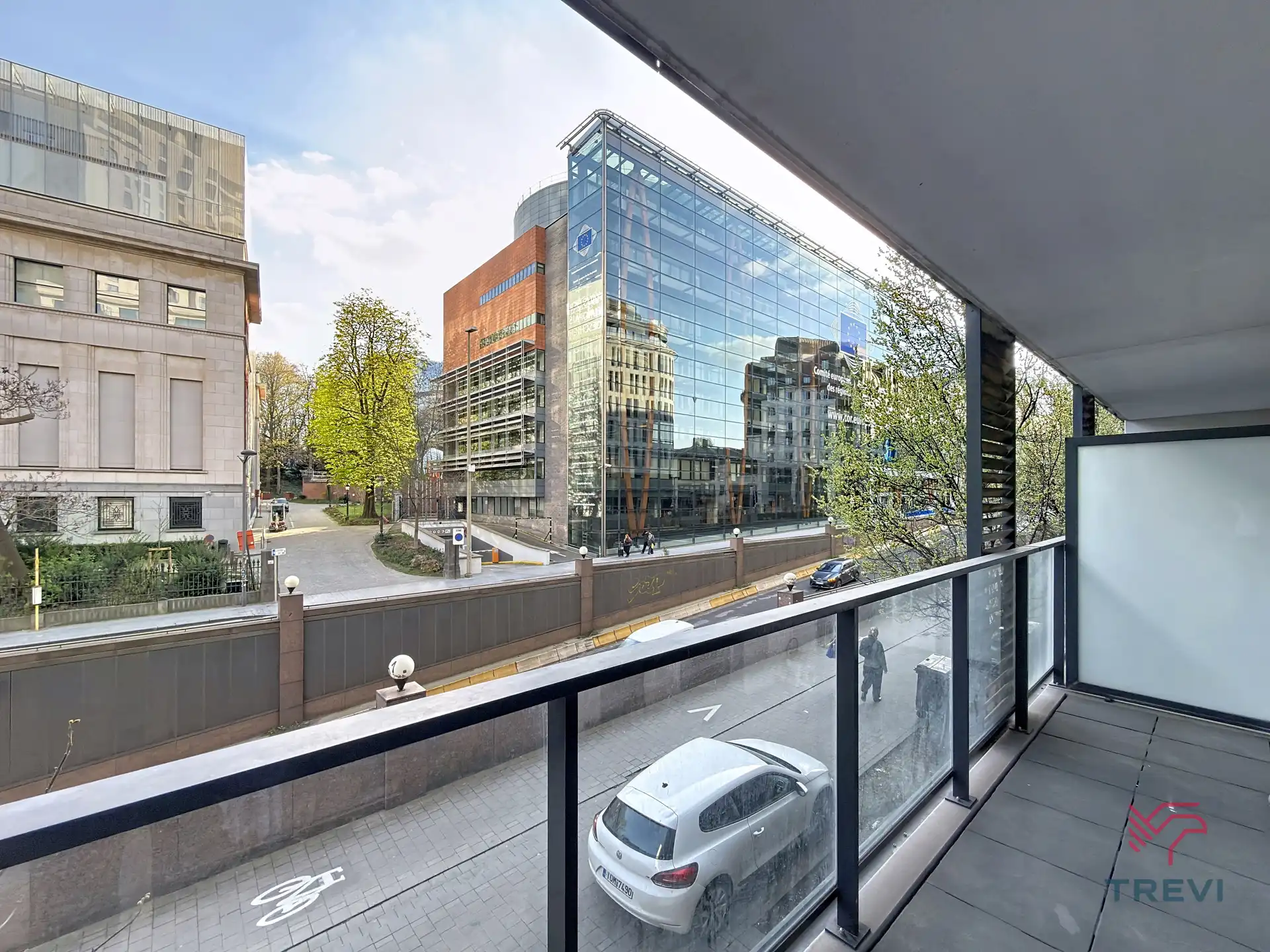 Europese Wijk - ONBEMEUBILEERD appartement met 2 slaapkamers ! foto 13