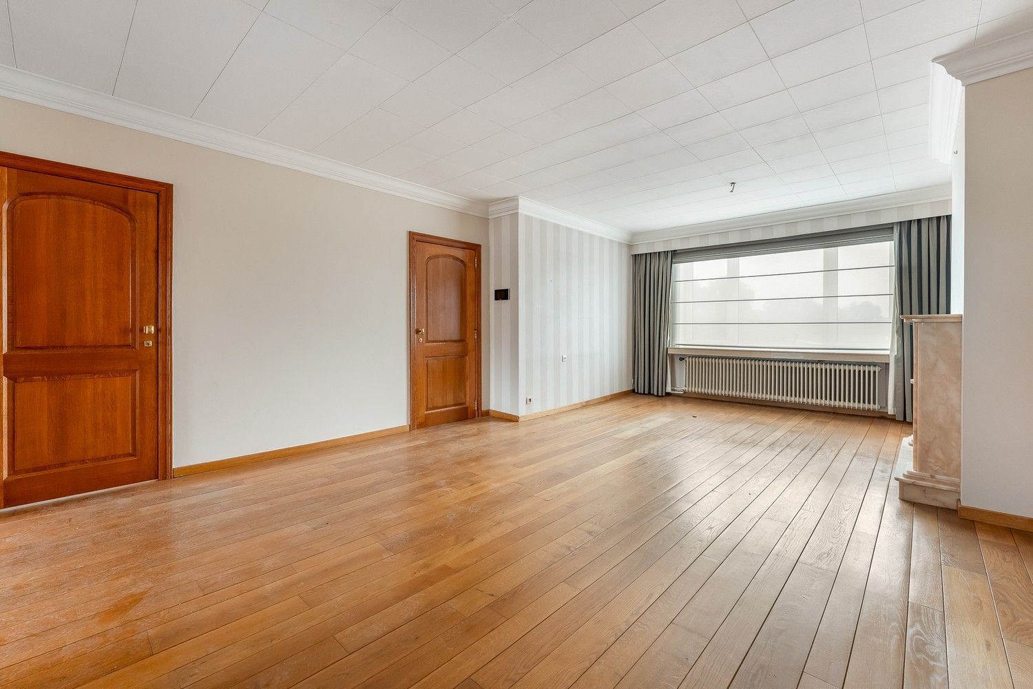 Ruime woning met (mogelijkheid tot) handelsgelijkvloers foto 3