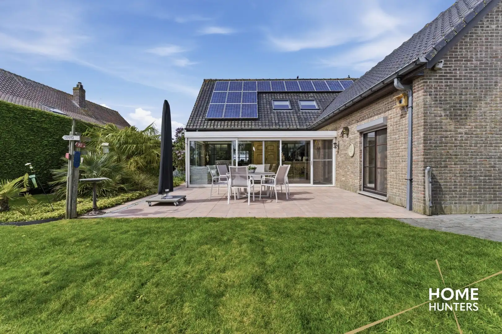 Instapklare villa met 5 slaapkamers, een ruime garage en een prachtige tuin te Dikkebus foto 40