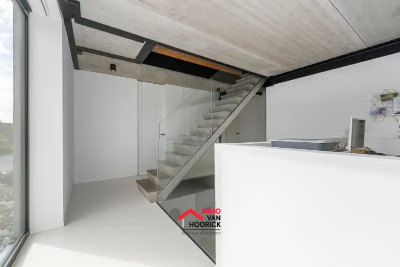 Prachtige ruime instapklare woning ! foto 7