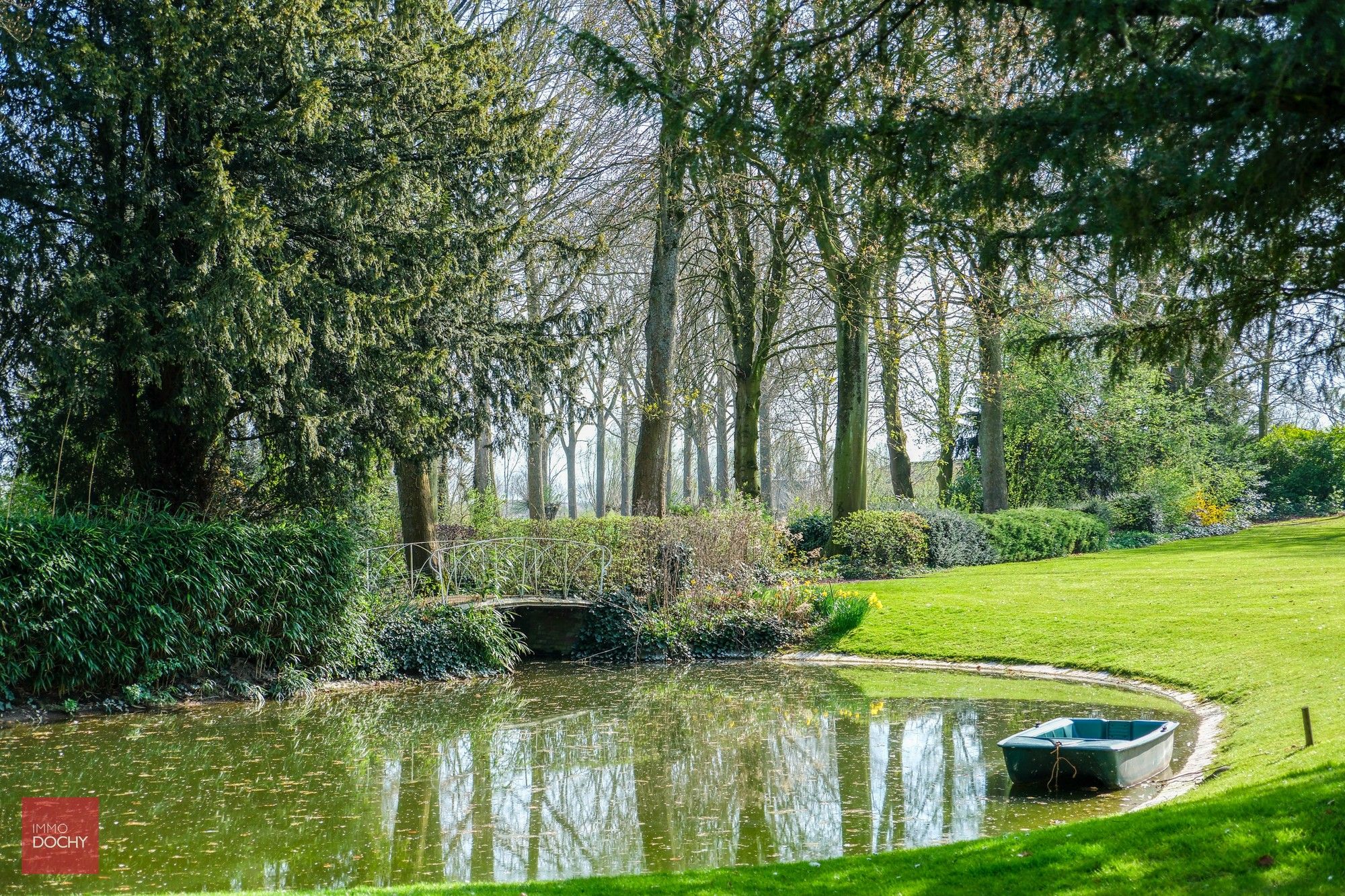 Karaktervolle herenvilla op ca 7.800m² palend aan oude Scheldearm foto 8