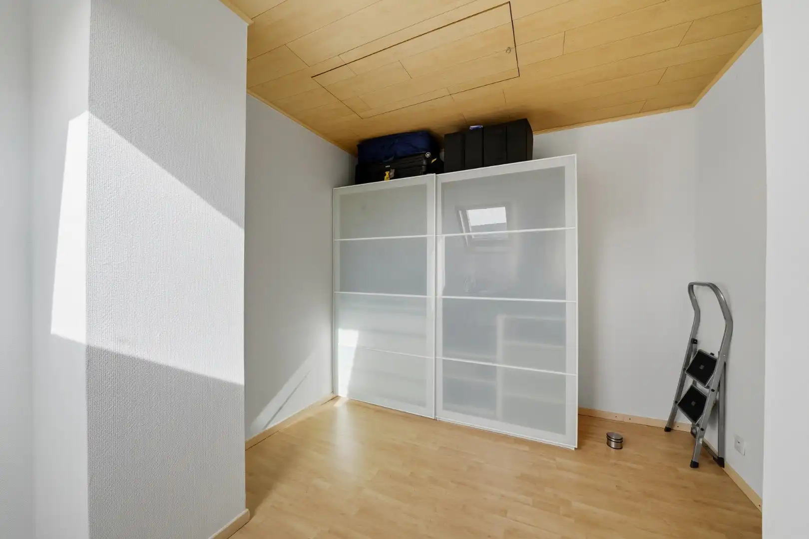 Instapklare bel-étagewoning met dubbele garage te Stene foto 17